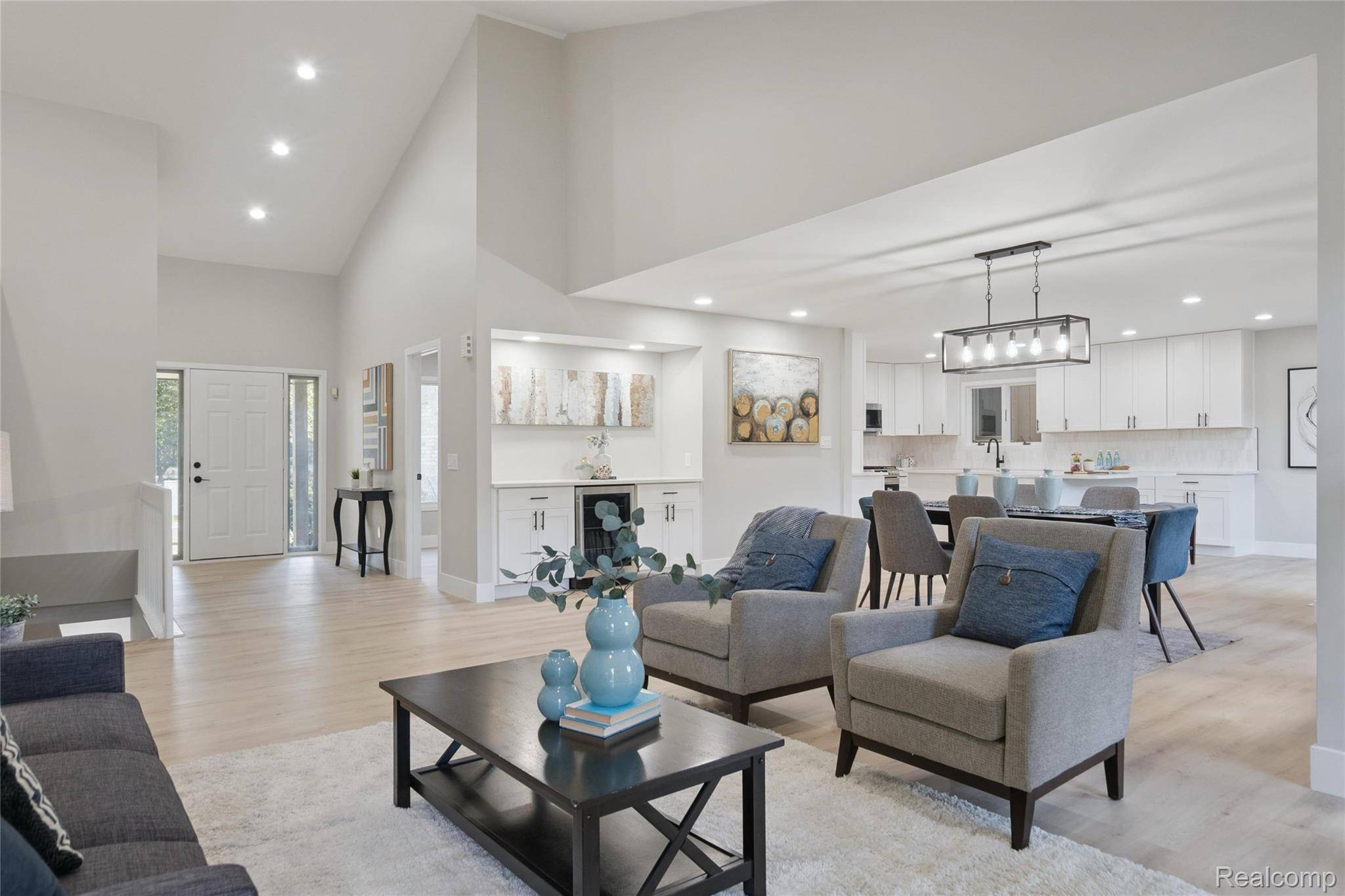 Farmington Hills, MI 48331,29620 Nova Woods DR