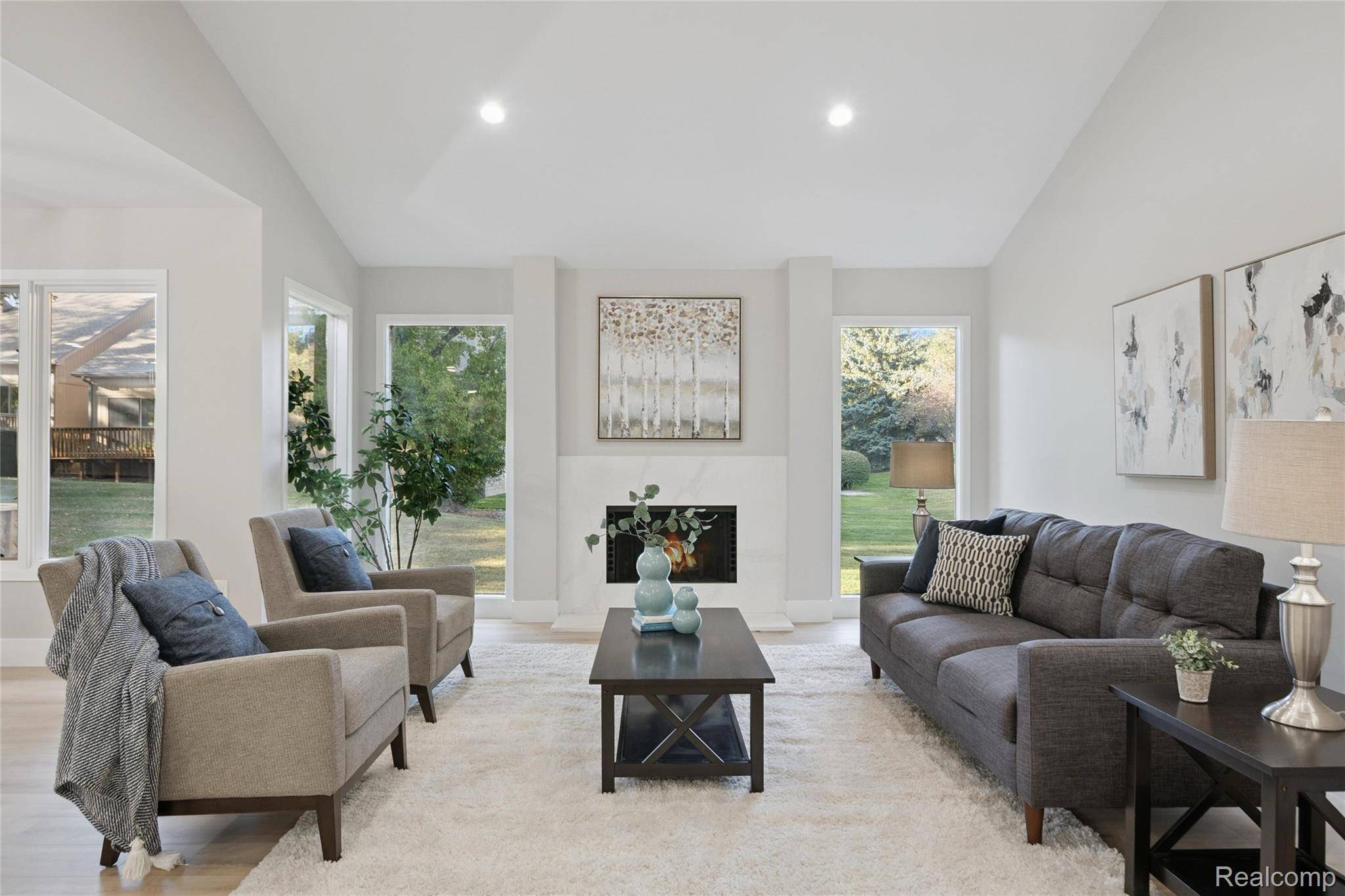 Farmington Hills, MI 48331,29620 Nova Woods DR