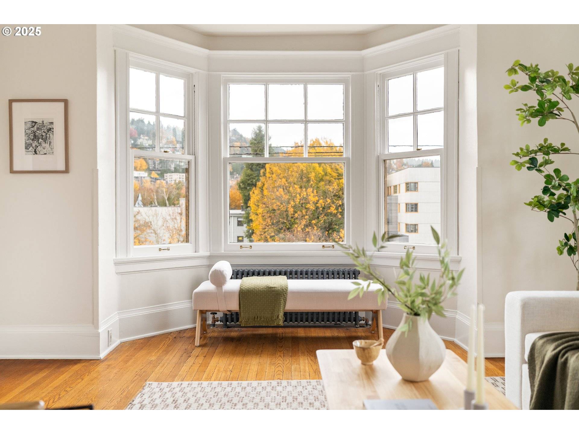 Portland, OR 97209,2083 NW JOHNSON ST #52