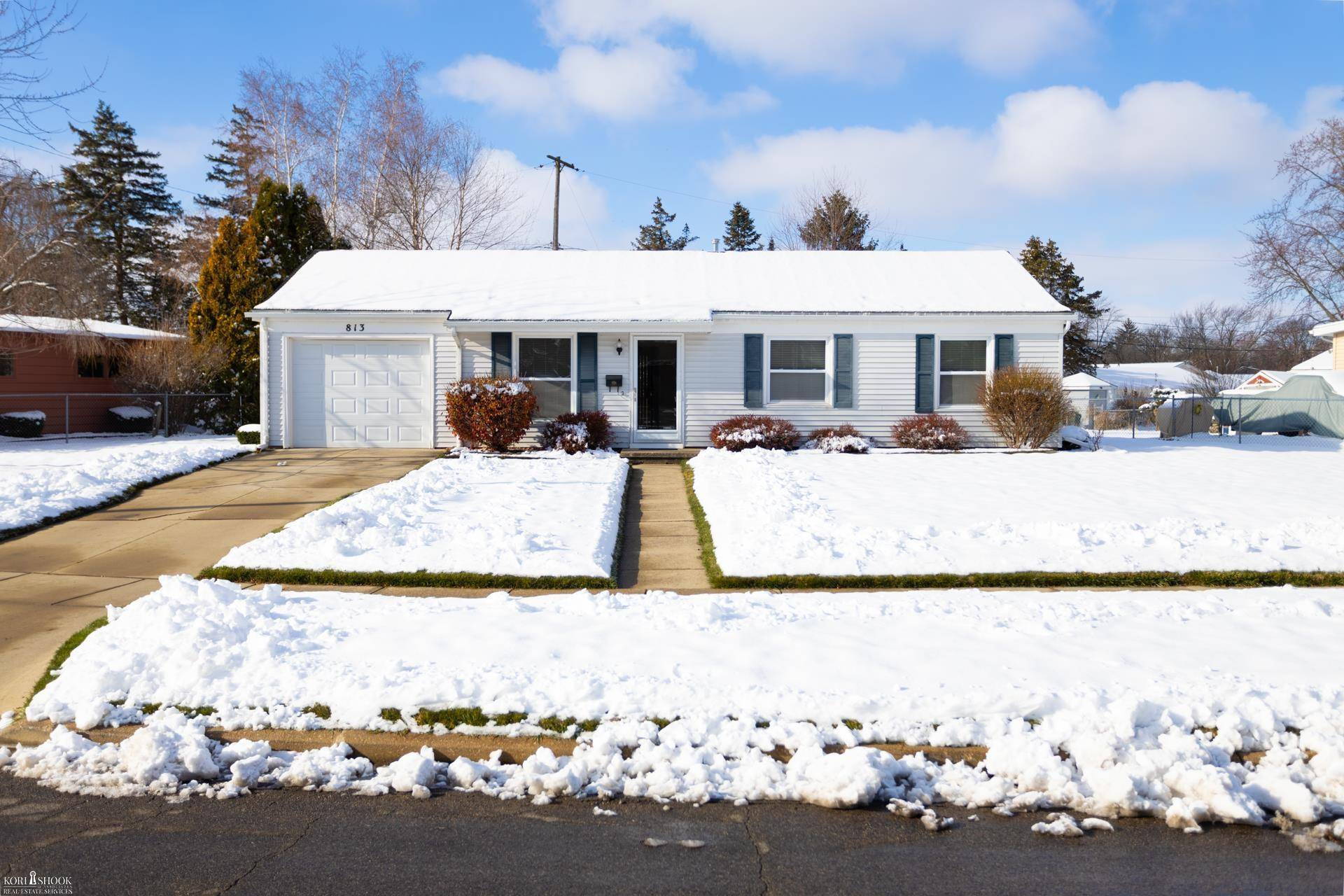 Owosso, MI 48867,813 Wiltshire DR