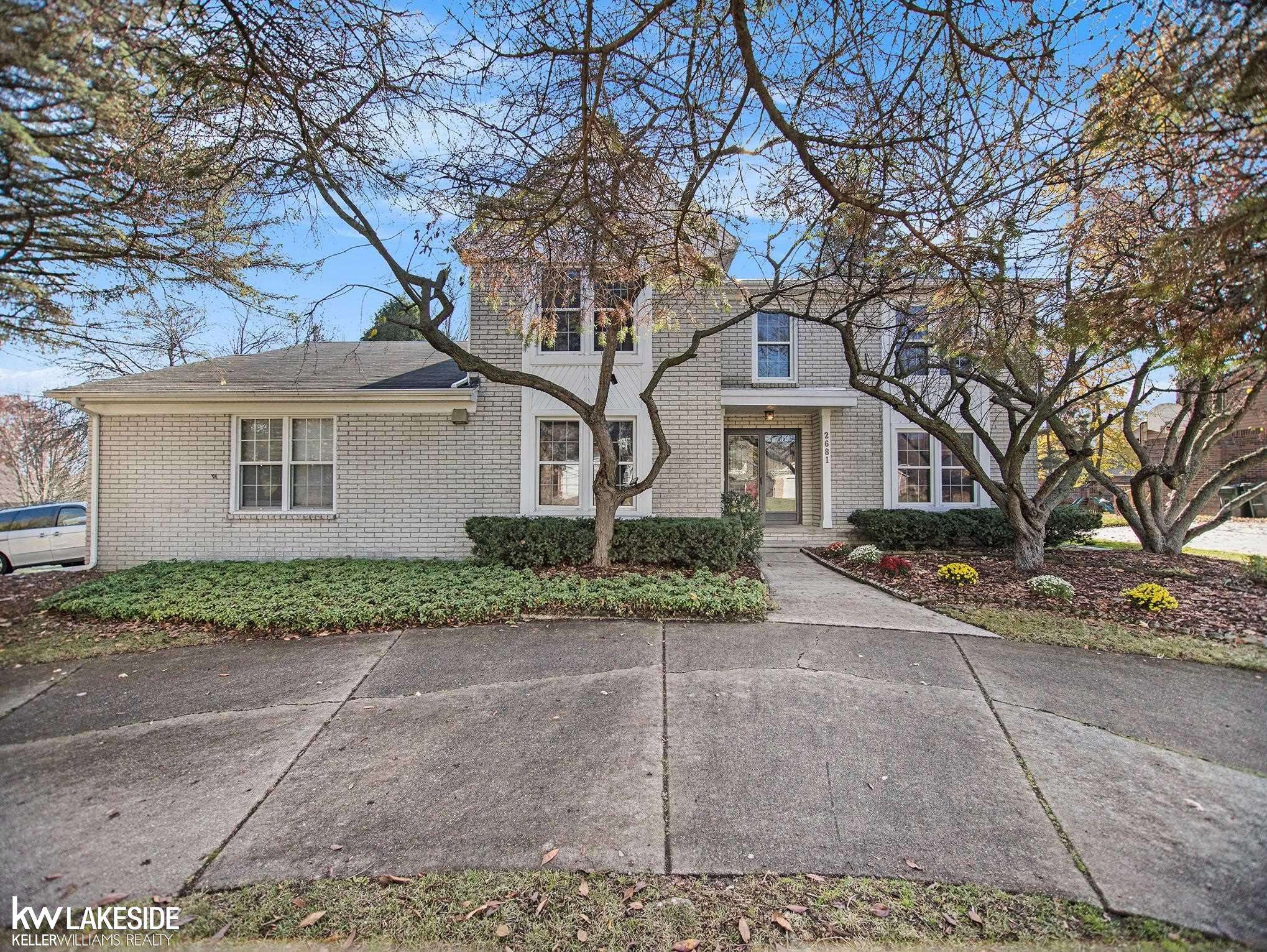 Rochester Hills, MI 48309,2681 Powderhorn Ridge Rd