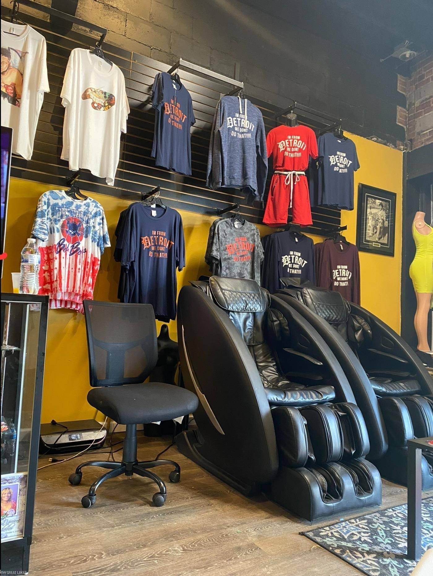 Detroit, MI 48224,15120 Harper AVE