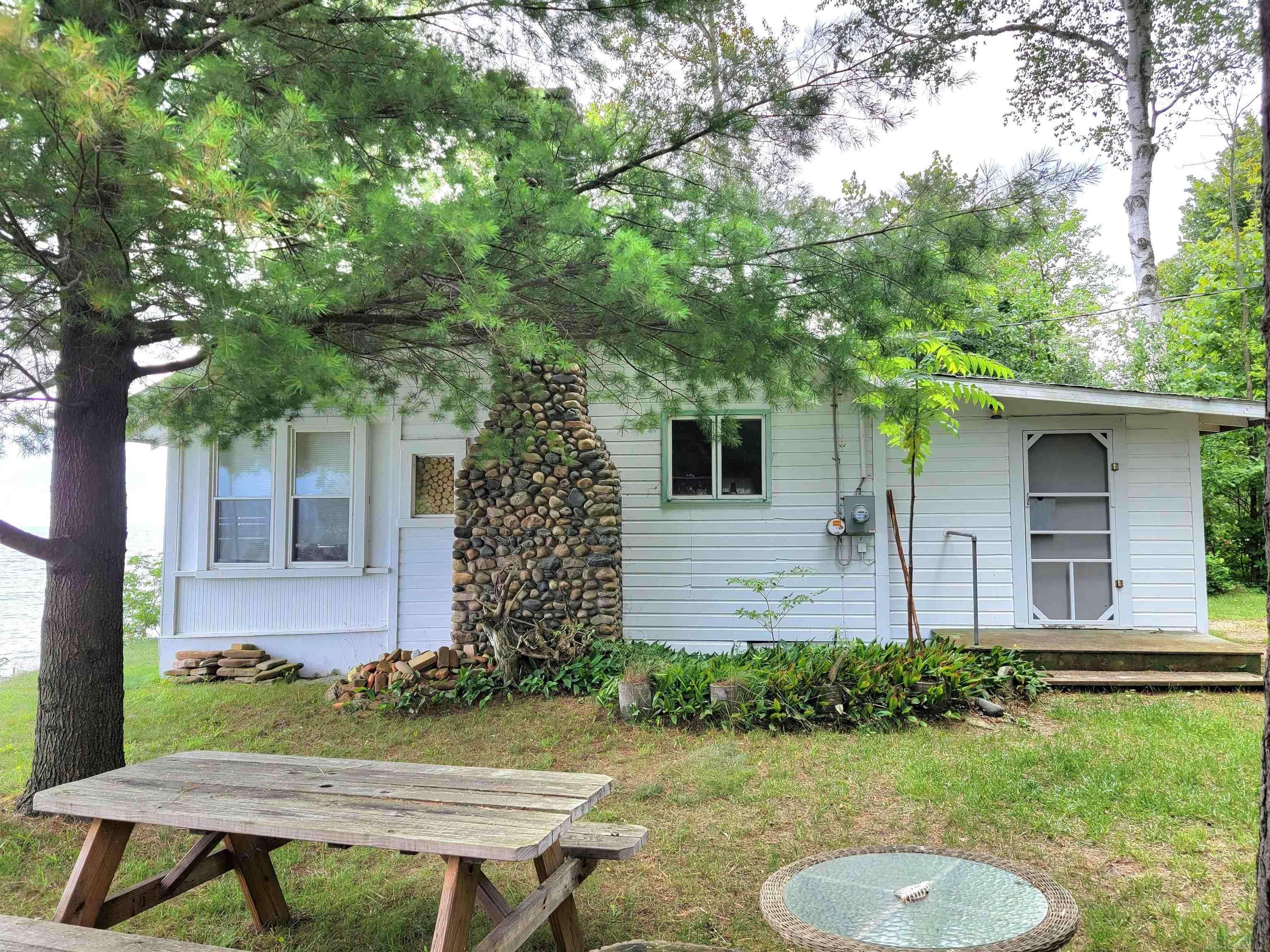 Harbor Beach, MI 48441,1525 Lakeside