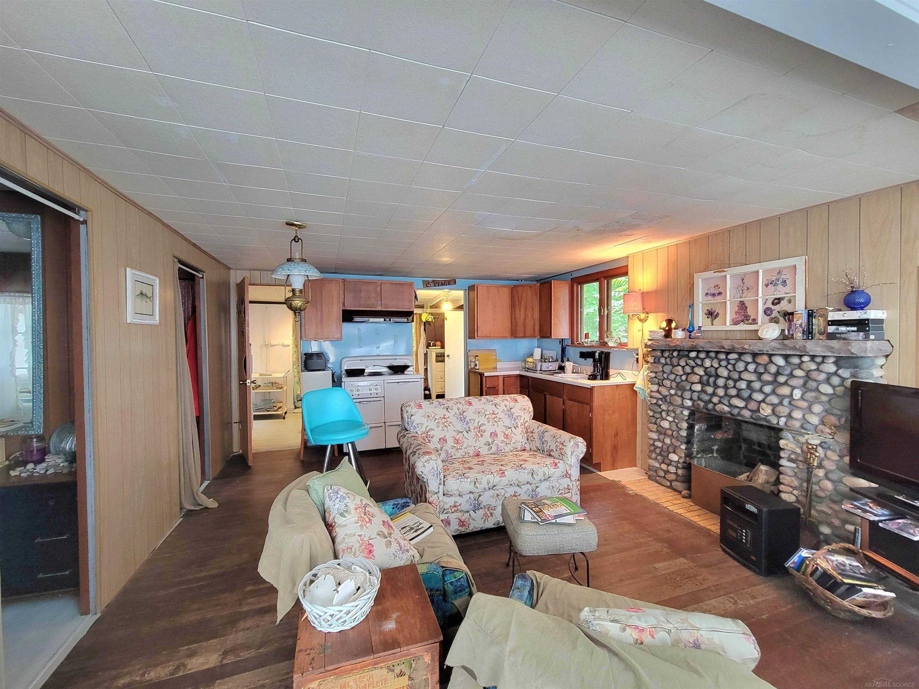 Harbor Beach, MI 48441,1525 Lakeside