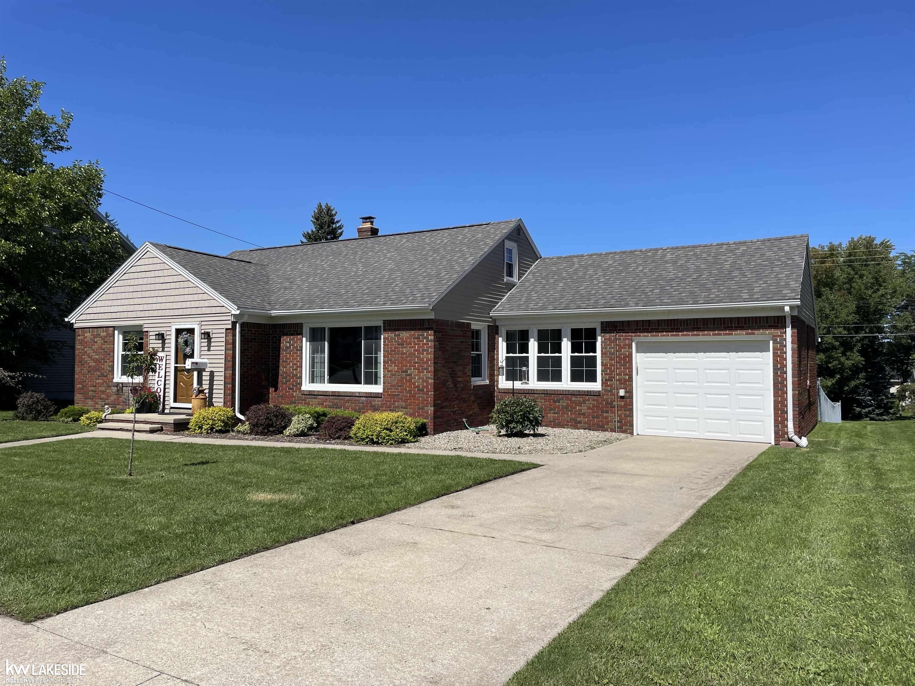 Bad Axe, MI 48413,329 E Irwin