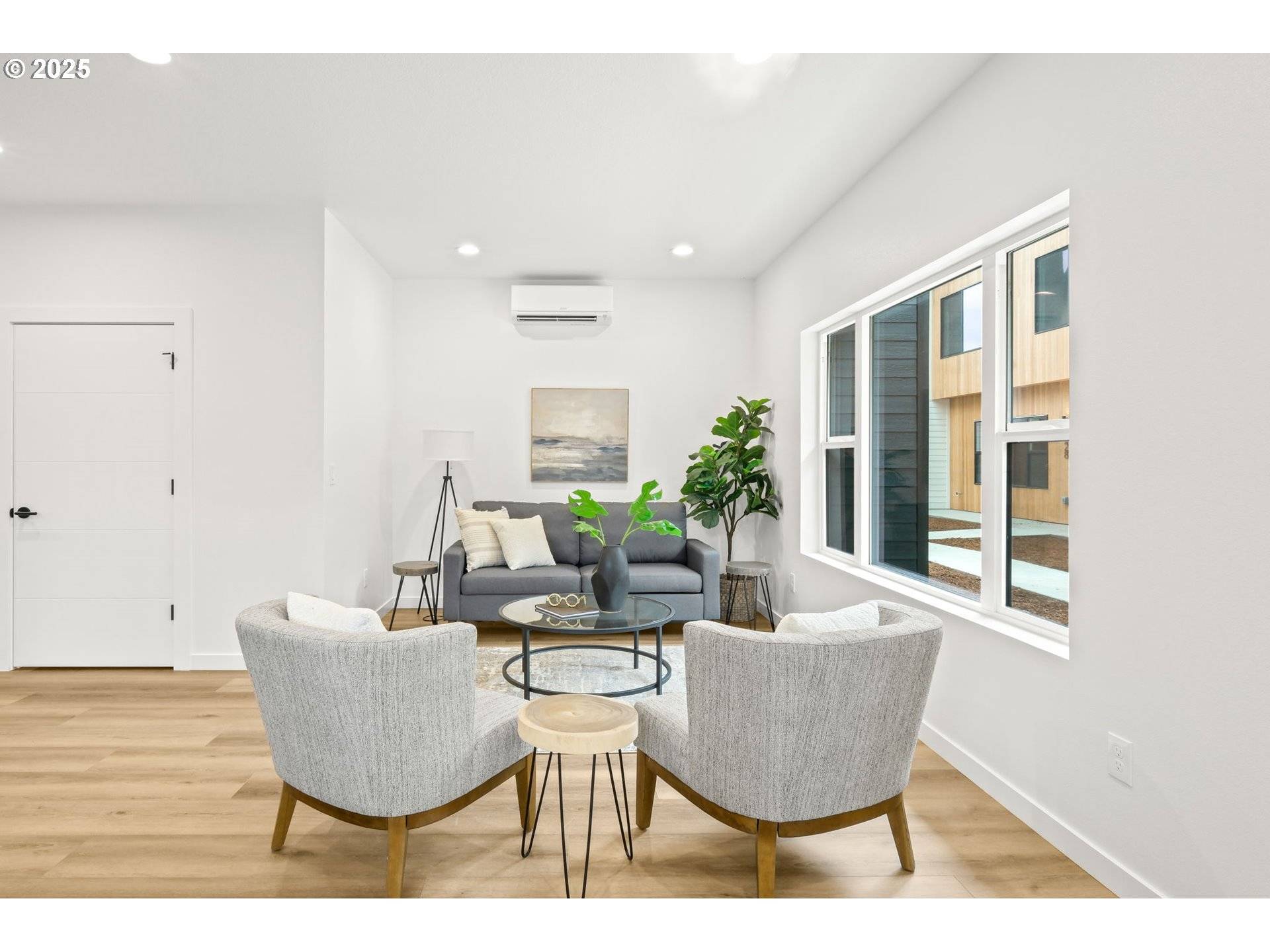 Portland, OR 97212,3520 NE 44th AVE