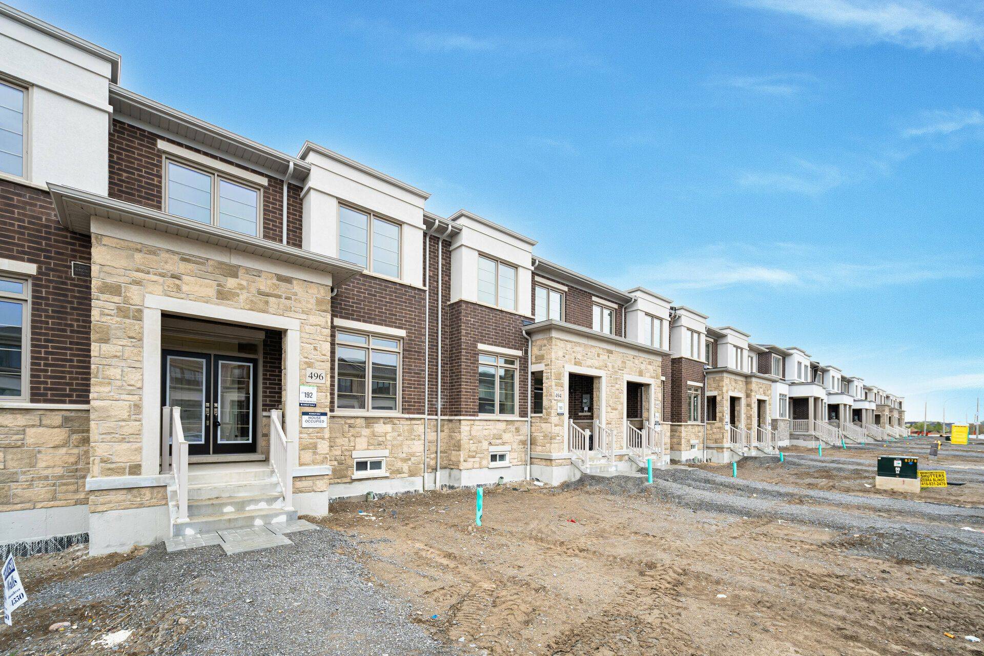 Whitby, ON L1P 0P5,496 Twin Streams RD