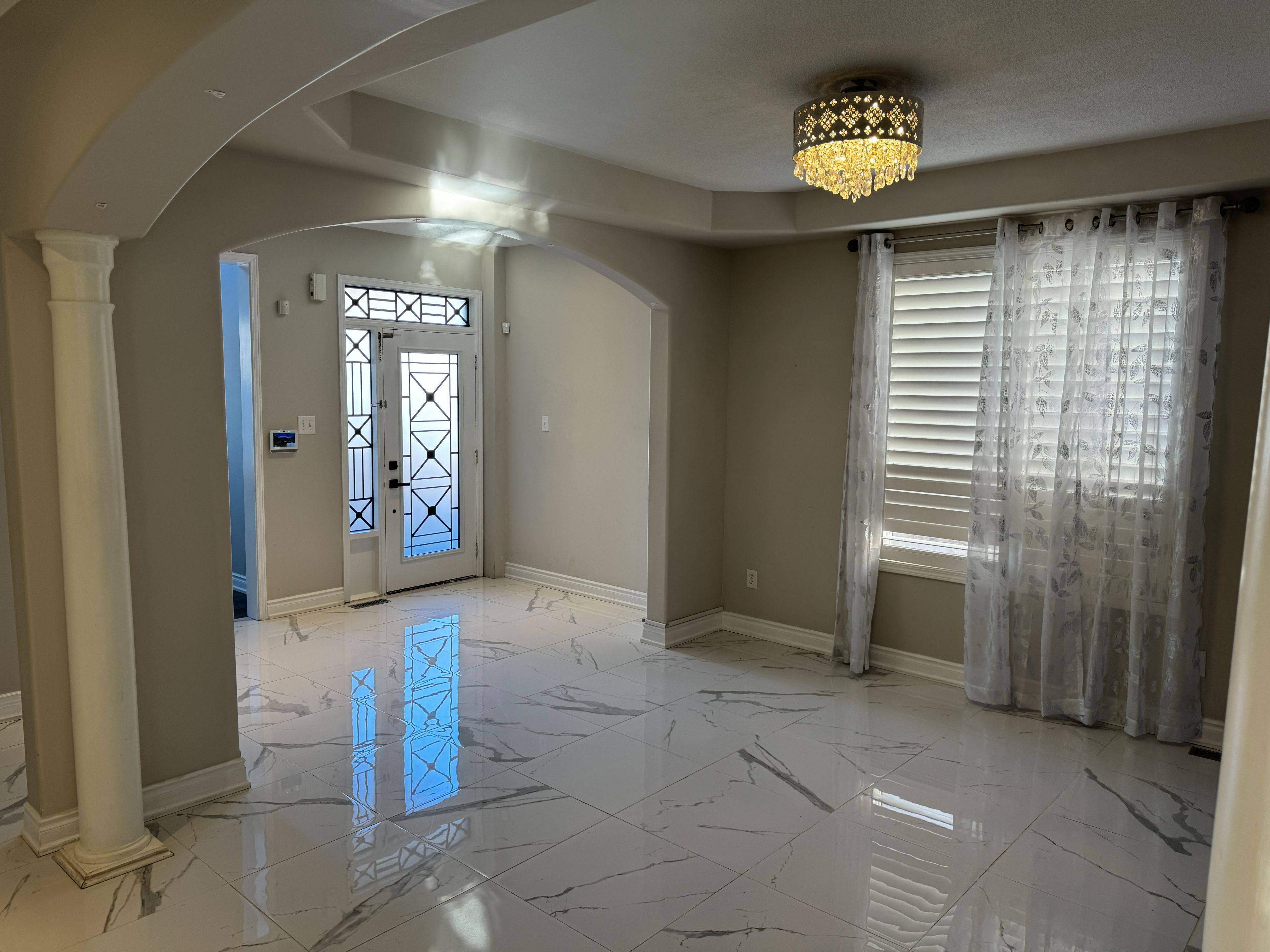 Milton, ON L9T 6V5,986 Ferguson DR