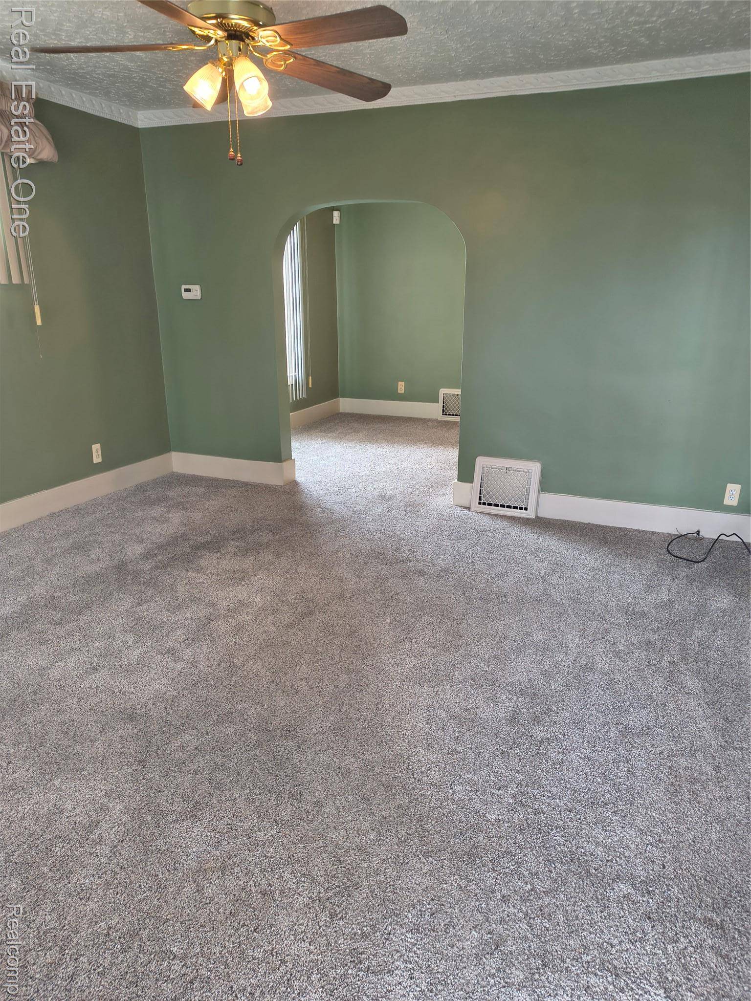 Detroit, MI 48228,7233 Rosemont AVE