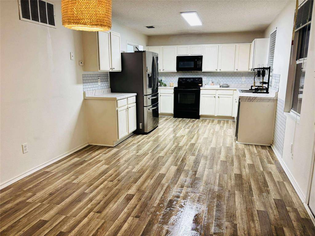 Fort Worth, TX 76247,16133 Windsong Court