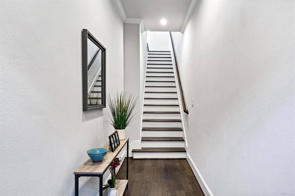 Dallas, TX 75219,4606 New Water Lane