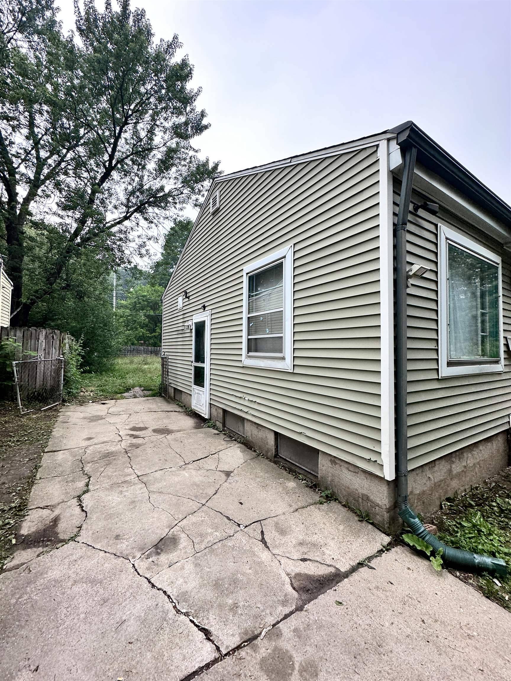 Flint, MI 48507,4310 Huckleberry