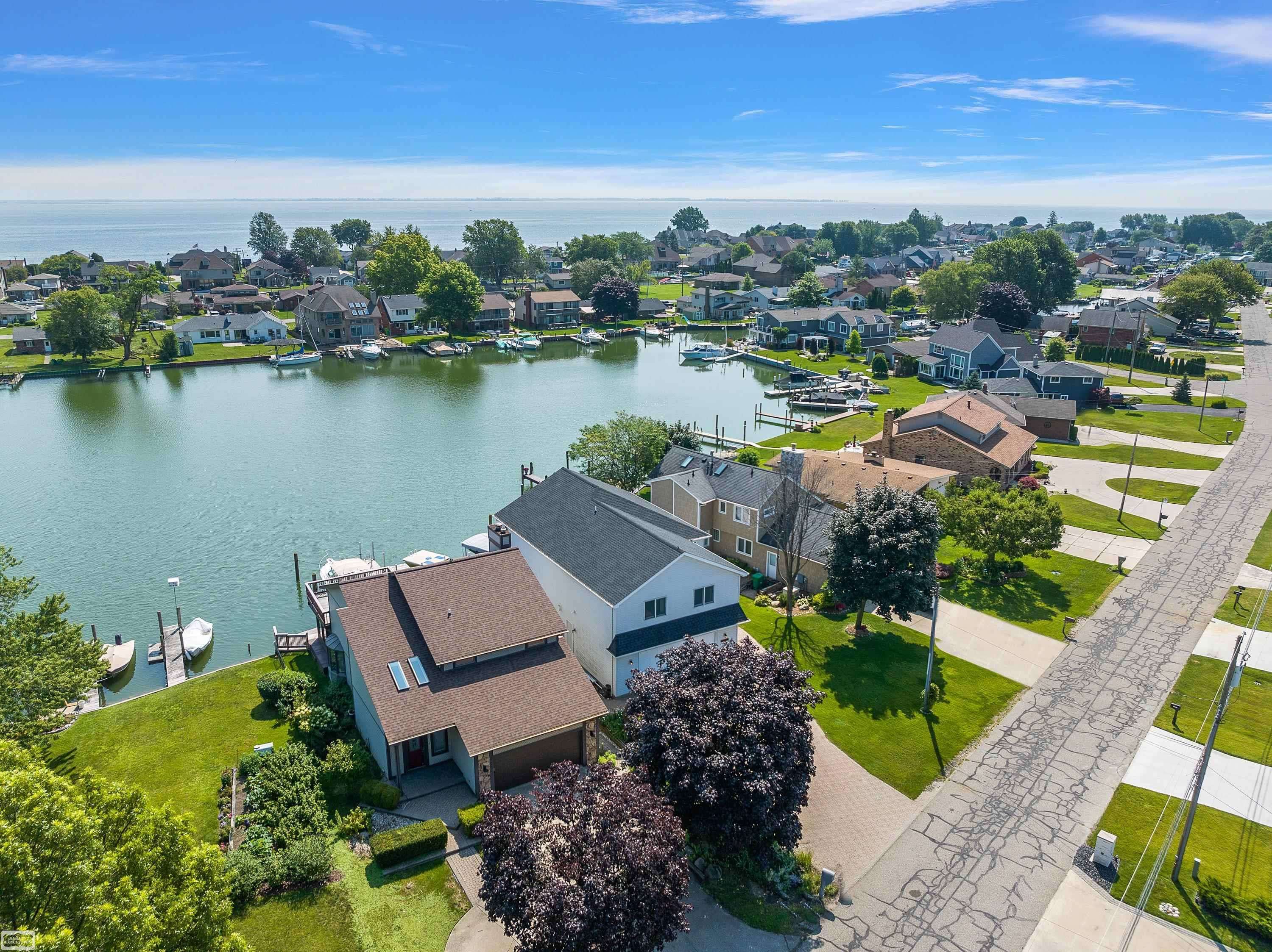 Harrison Twp, MI 48045,37946 Circle