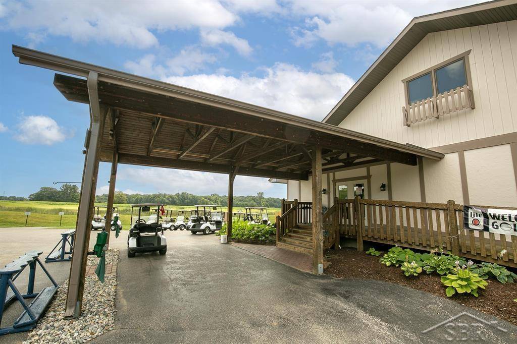 Vassar, MI 48768,7300 Bray RD