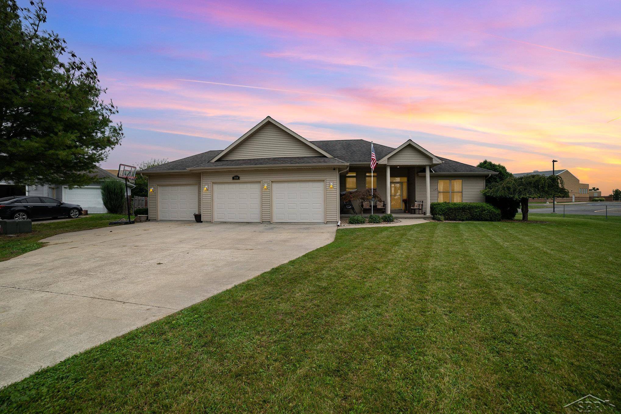 Birch Run, MI 48415,7850 oak