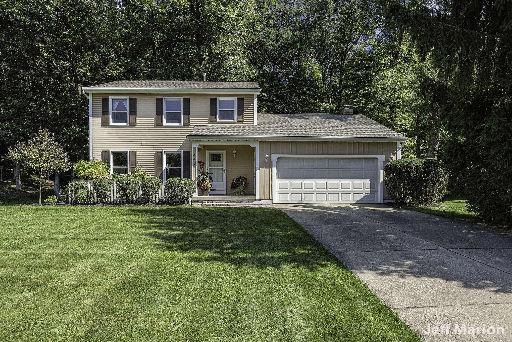 Ada, MI 49301,440 Adaway AVE SE