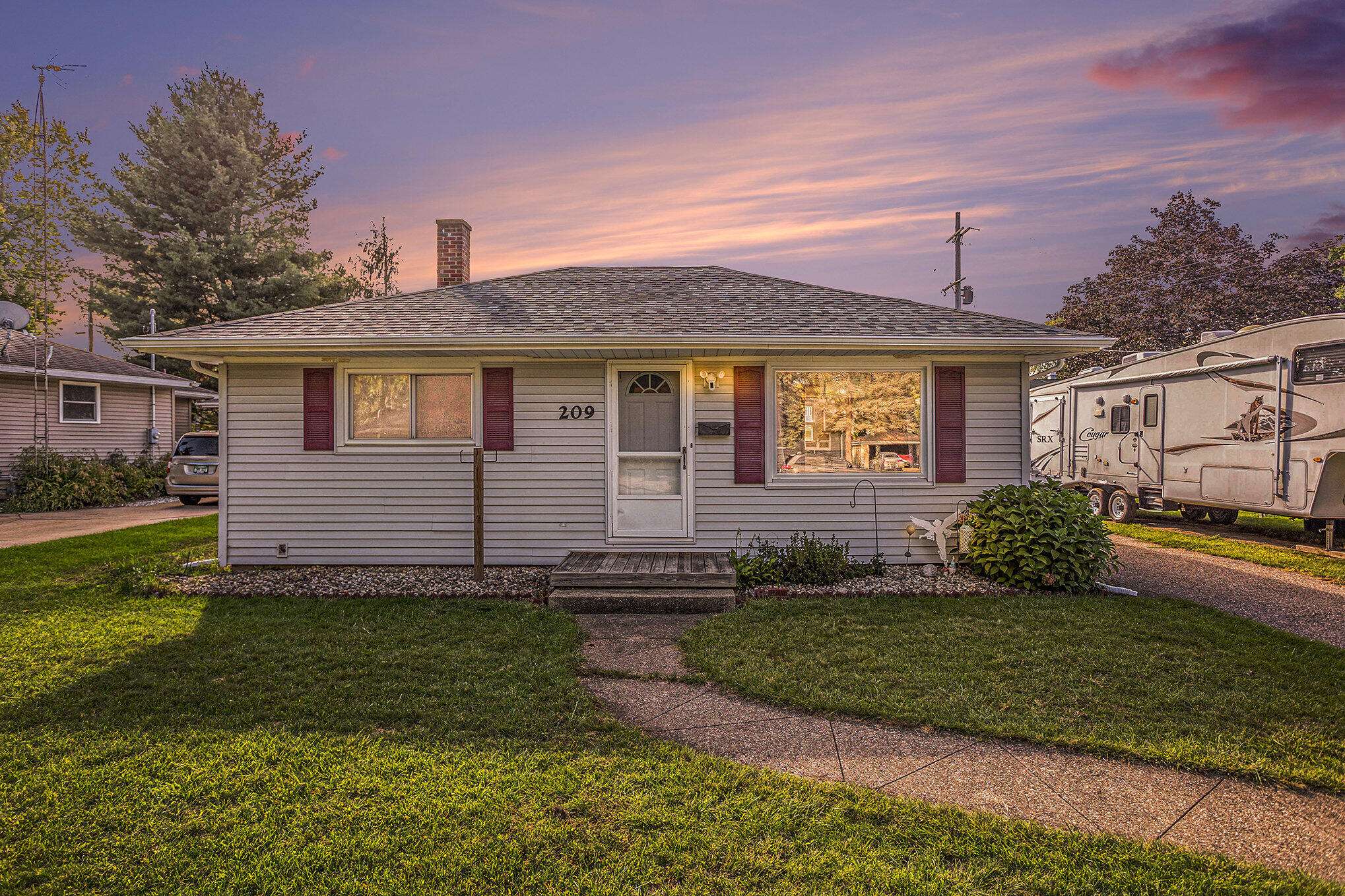 Battle Creek, MI 49015,209 N Moorland DR