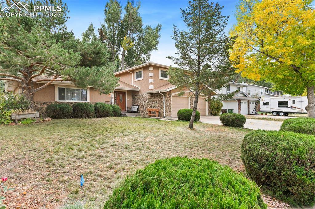 Colorado Springs, CO 80918,6417 Dewsbury DR