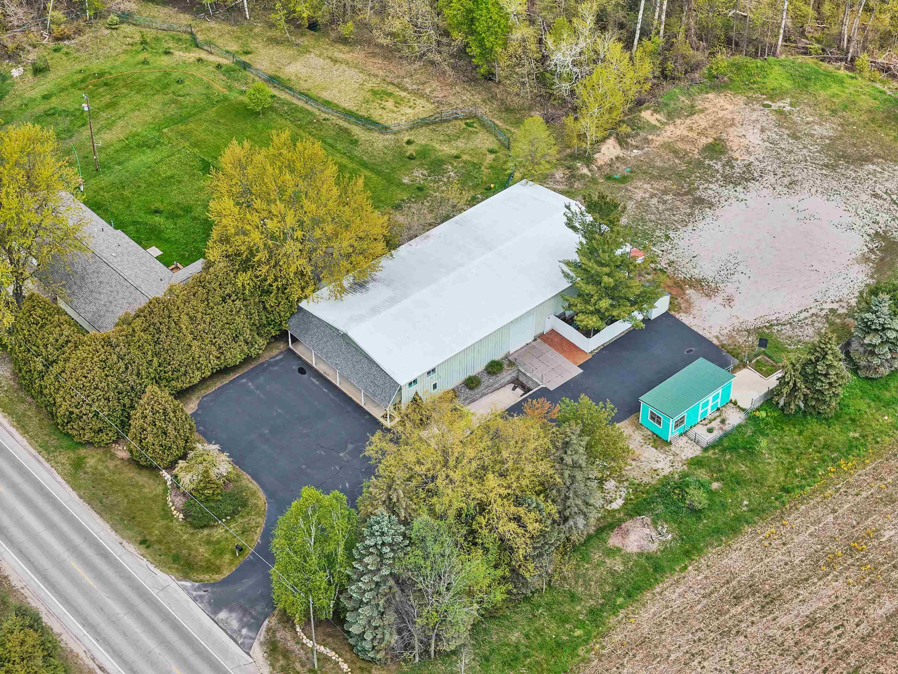 Traverse City, MI 49684,9435 E Cherry Bend RD