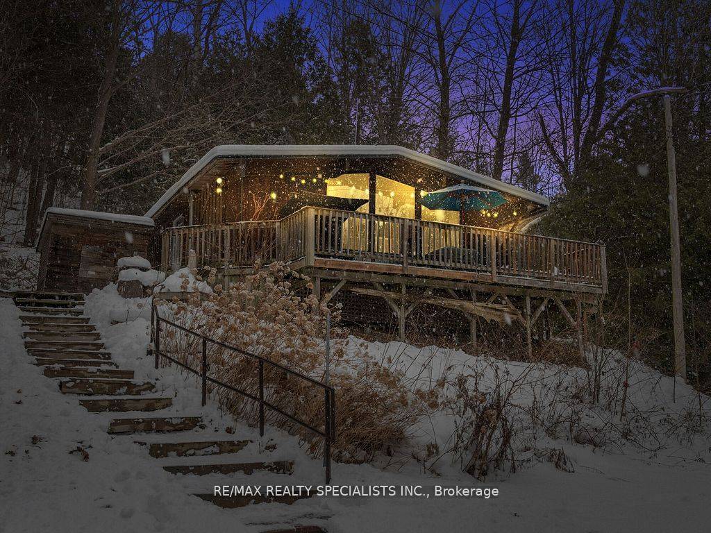 Essa, ON L0L 1N0,11 Talsi RD