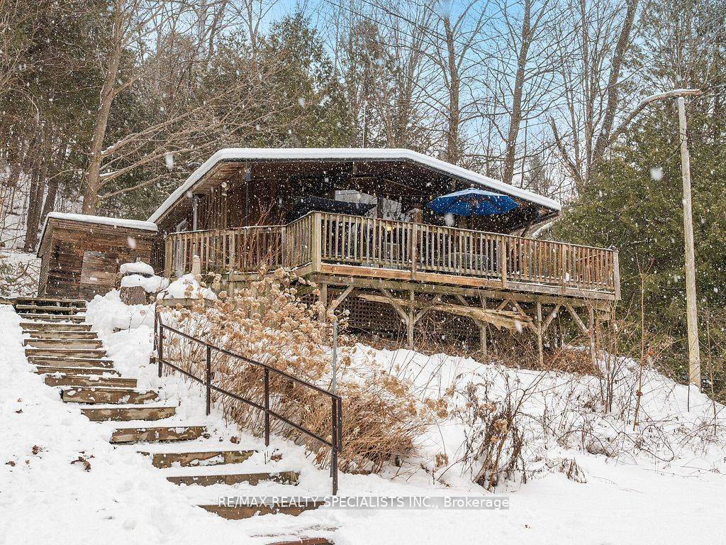 Essa, ON L0L 1N0,11 Talsi RD