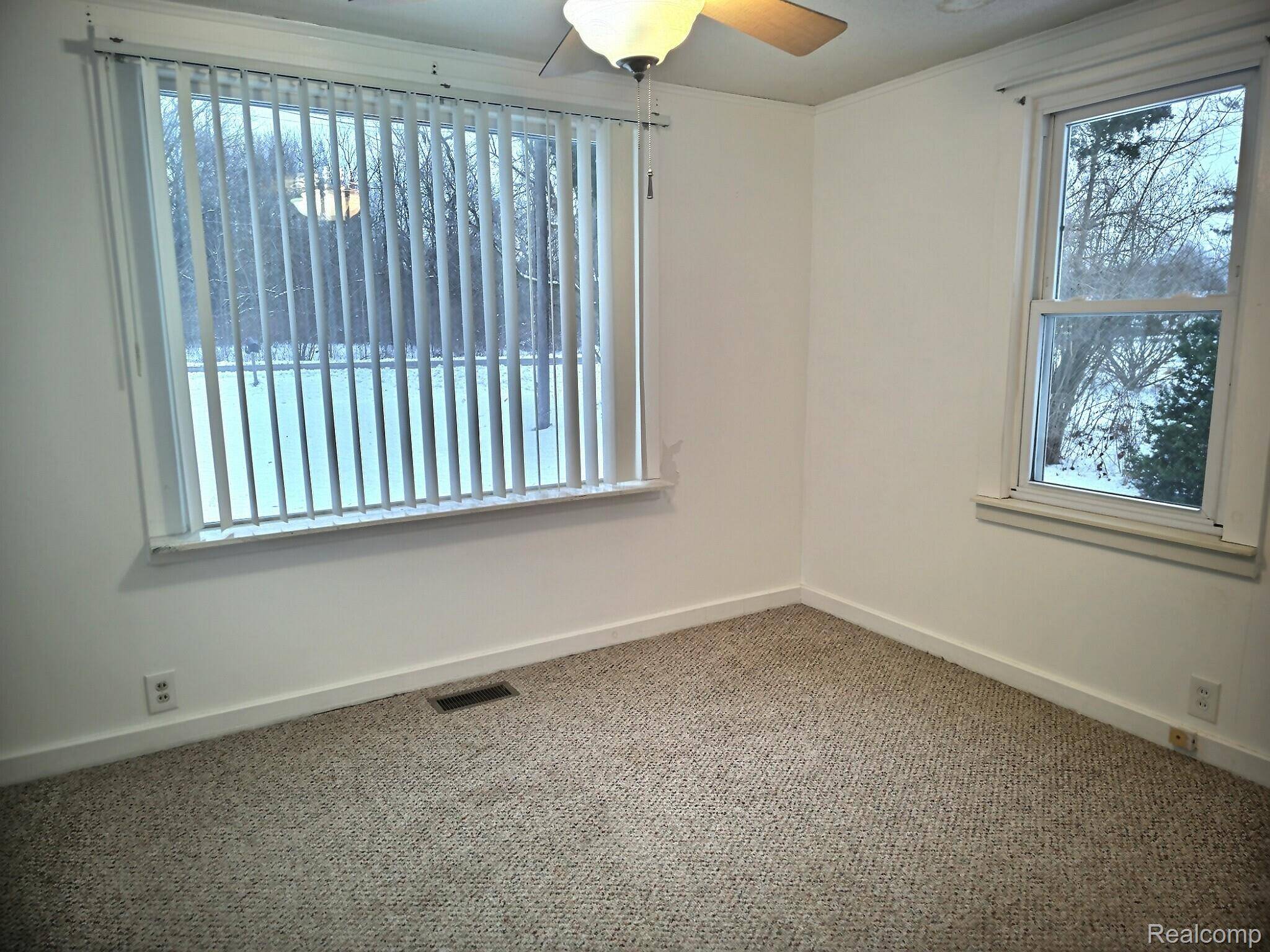 Flint, MI 48507,5366 Van Slyke RD