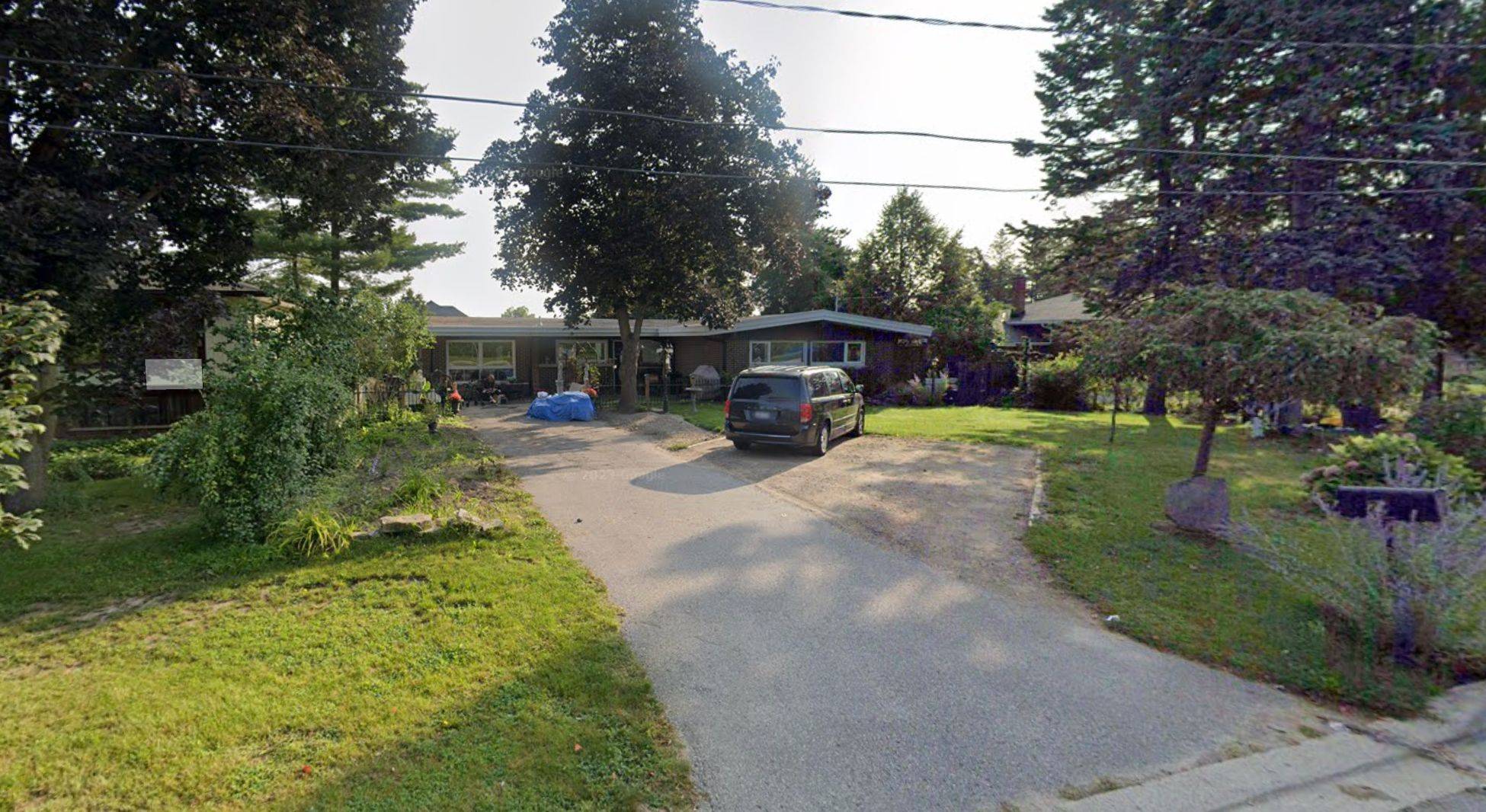 Guelph, ON N1L 1H2,24 Landsdown DR