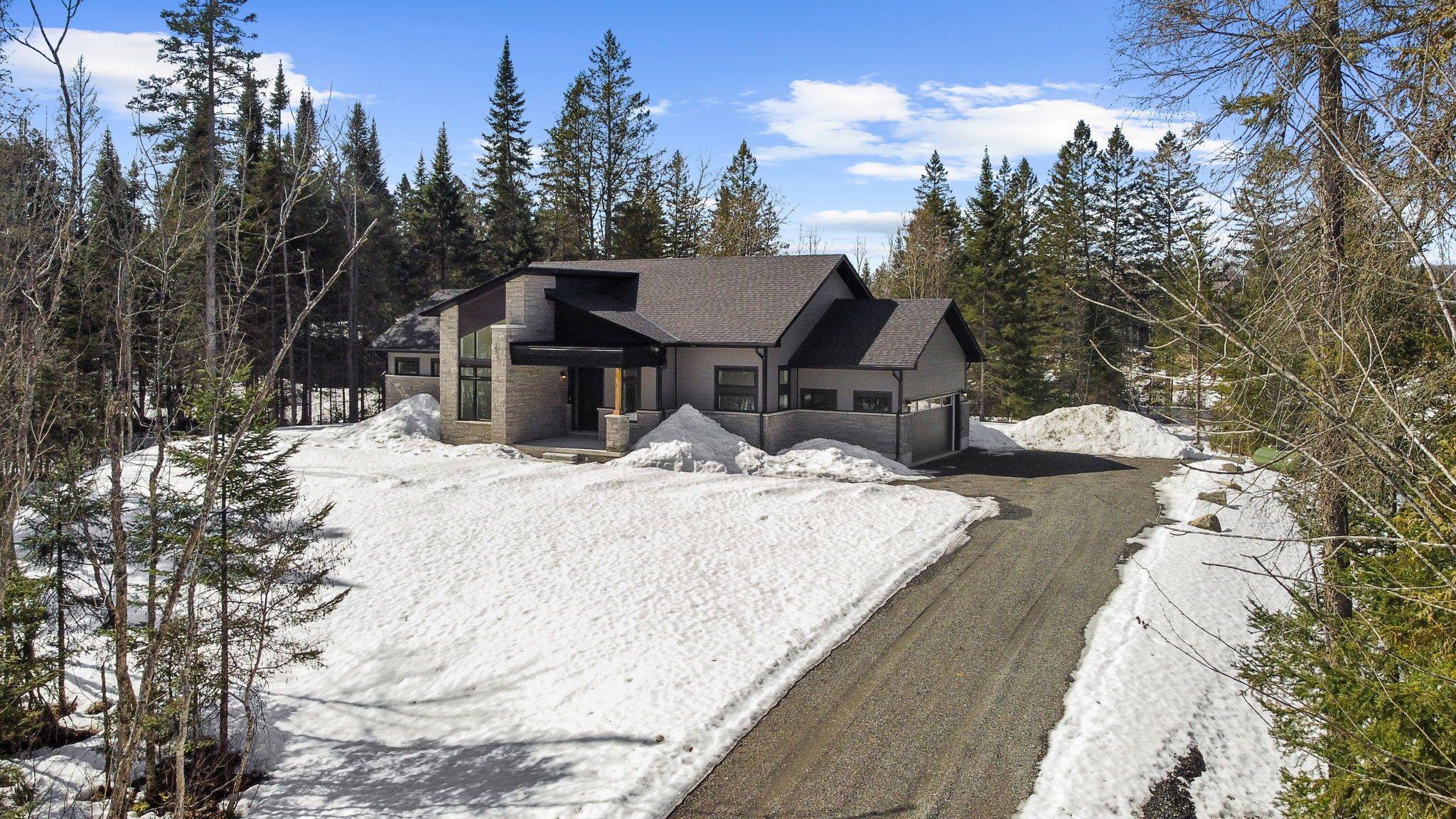 Lake Of Bays, ON P1H 0K1,1007 Kingsridge CT