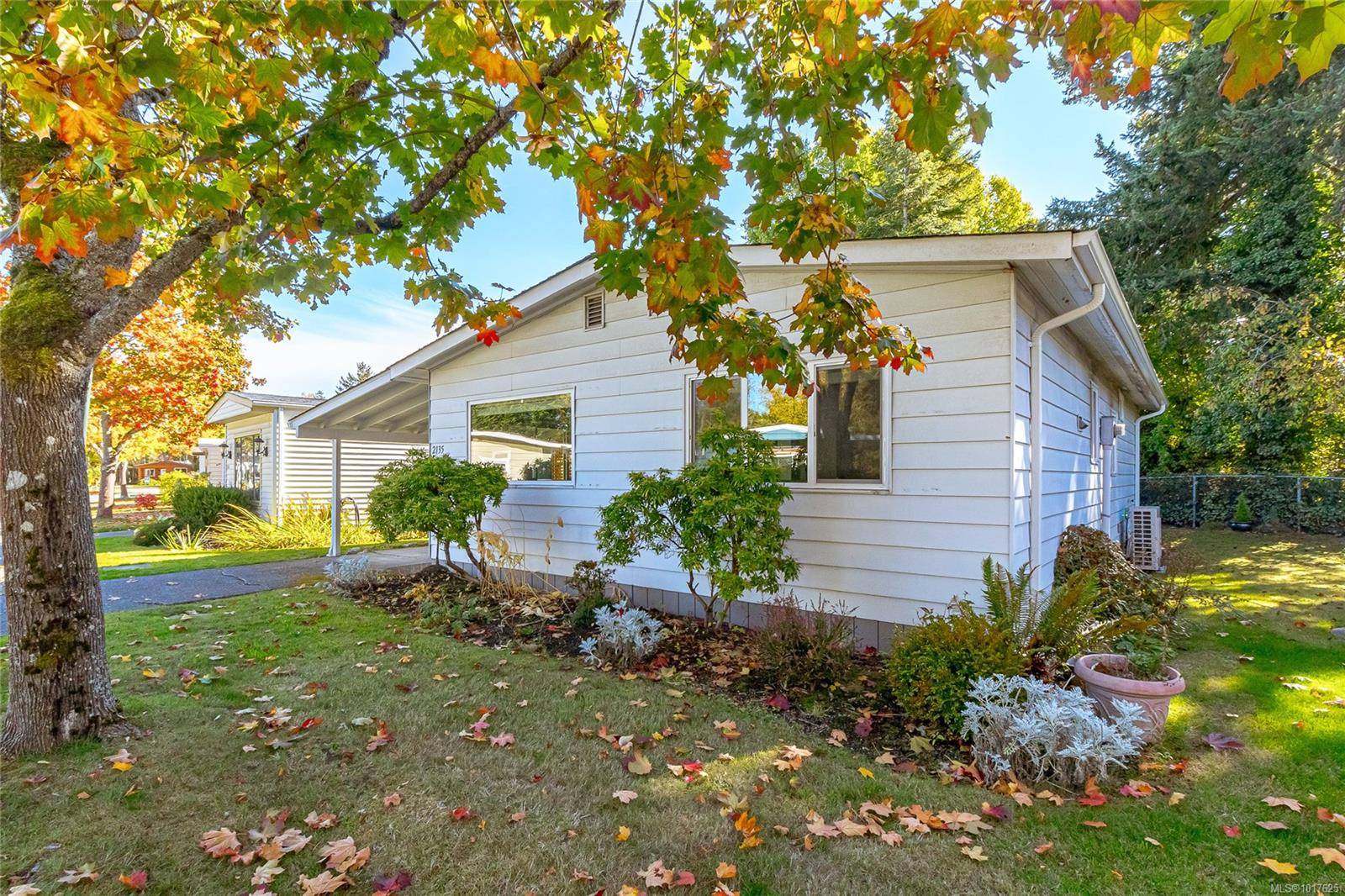 Sidney, BC V8L 4K9,2135 Summergate Blvd