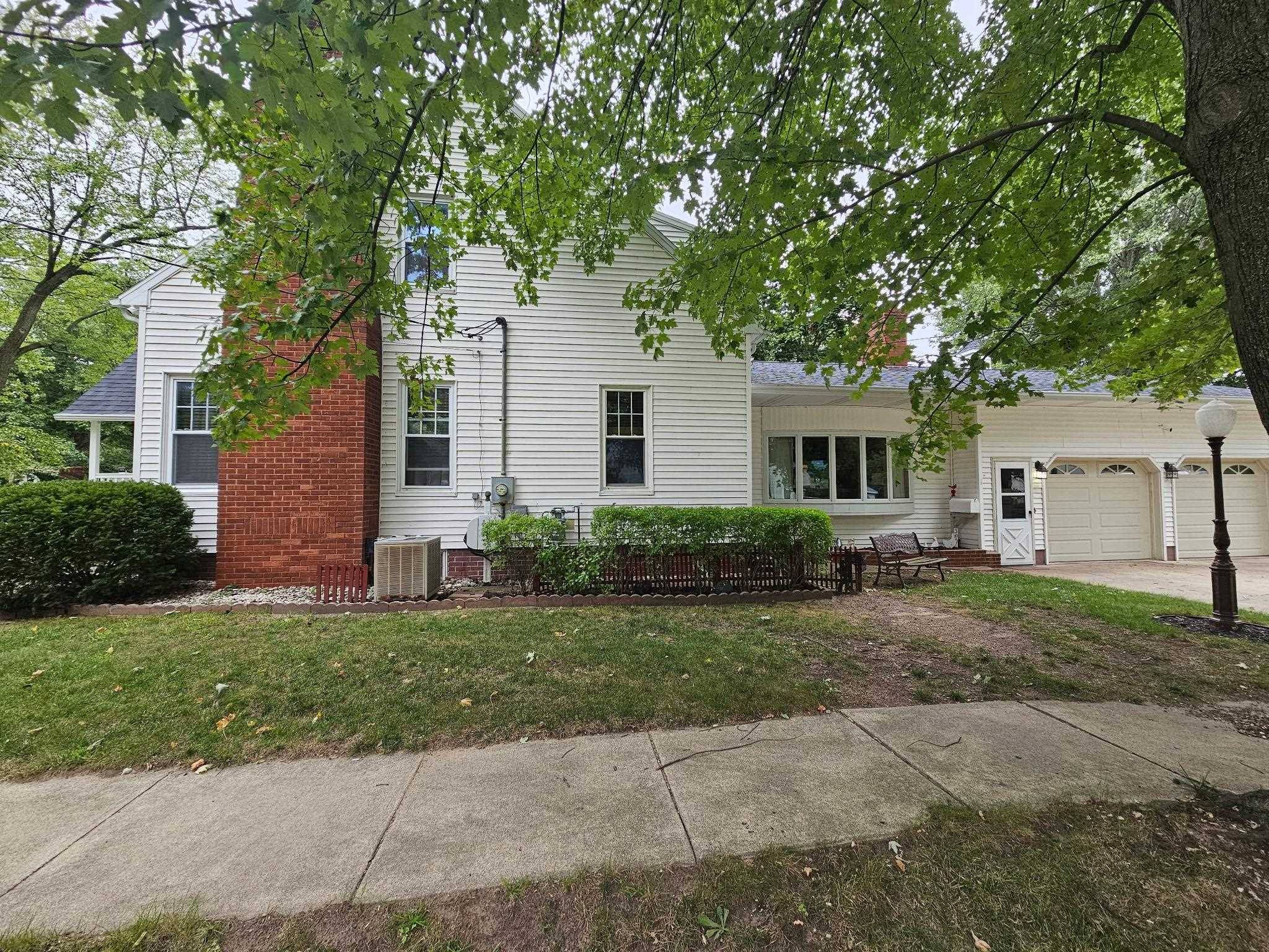 Chesaning, MI 48616,300 Brady ST