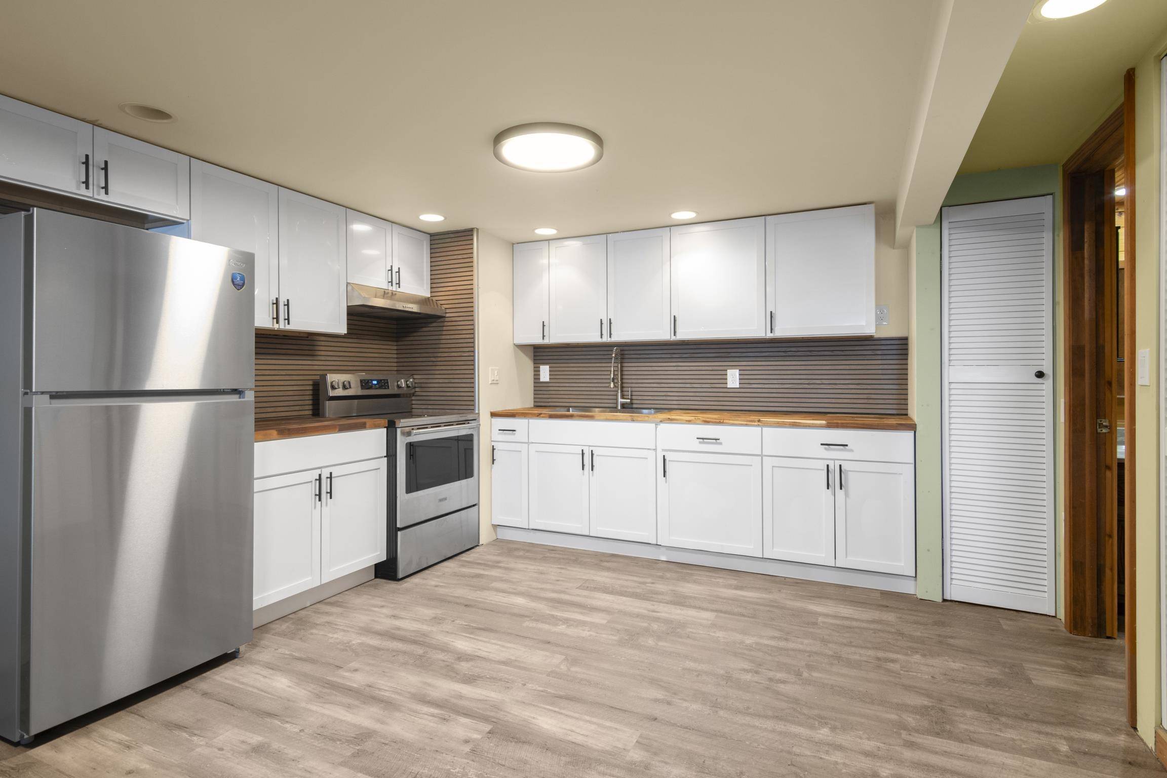 Grawn, MI 49637,4032 Water View DR