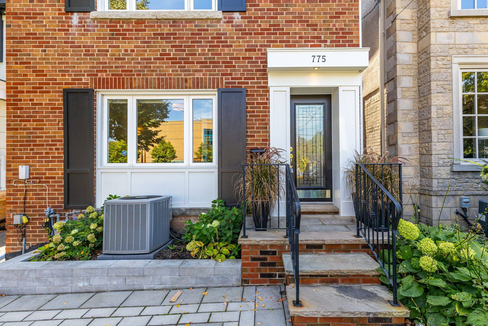 Toronto C11, ON M4G 1V7,775 Millwood RD