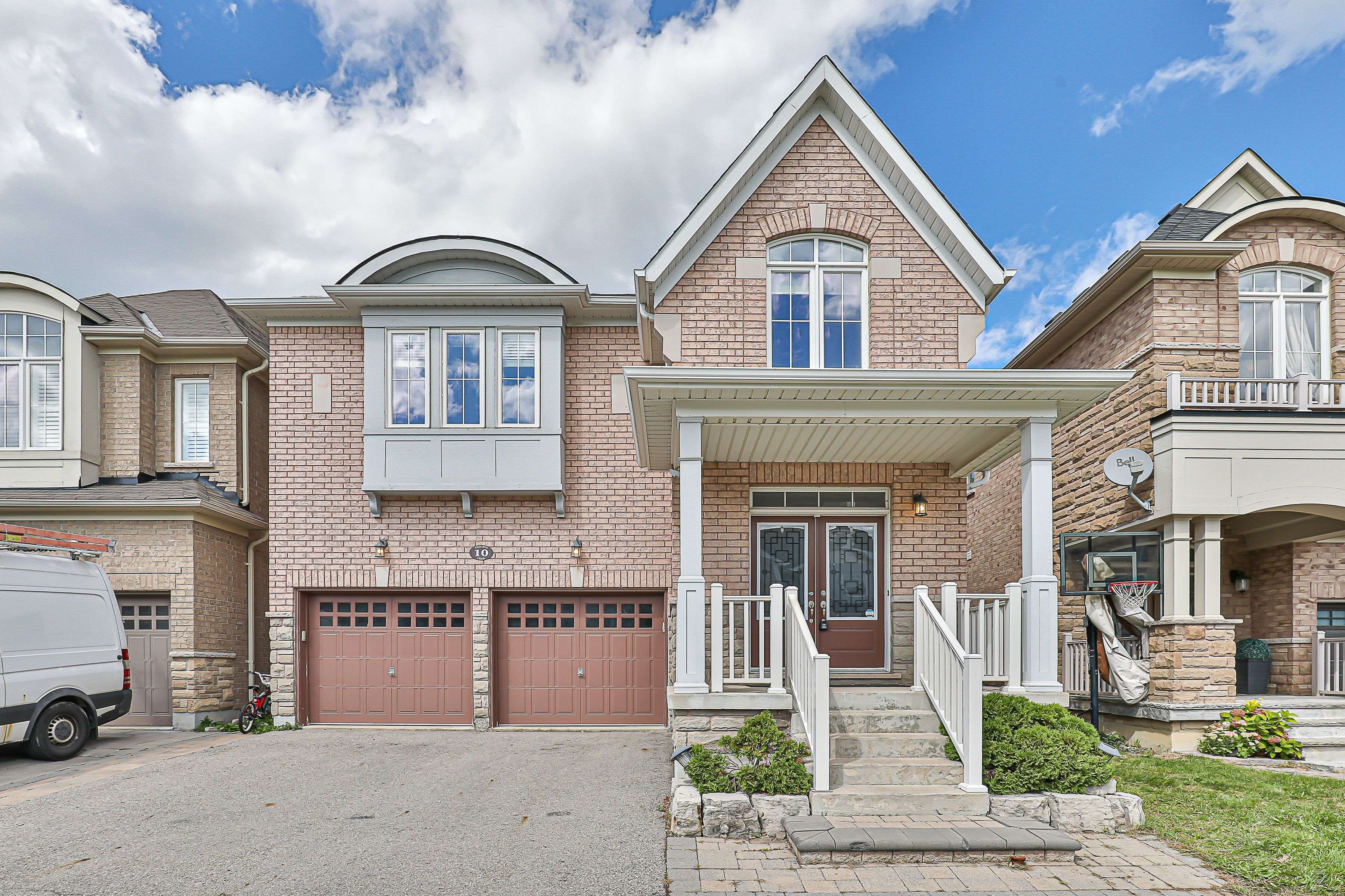 Richmond Hill, ON L4E 0V9,10 Pavlova CRES