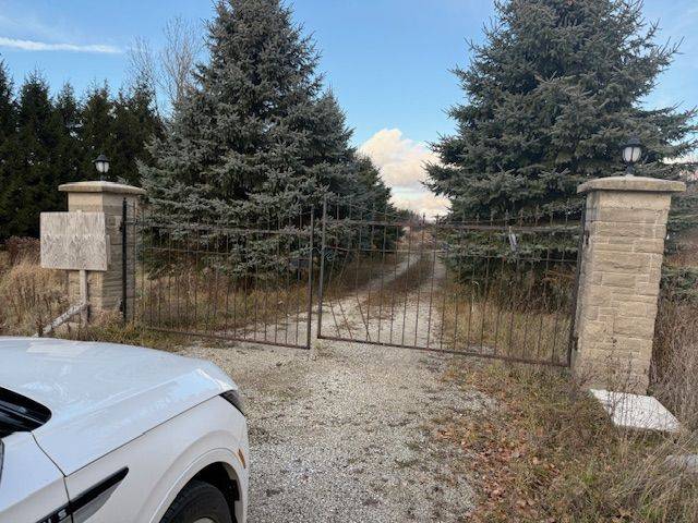 East Garafraxa, ON L9W 7B8,231039 Trafalgar RD