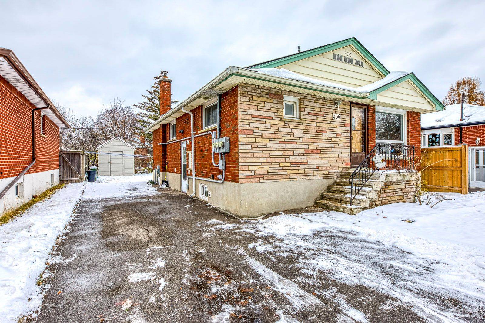 Hamilton, ON L4A 3A6,456 East 13th ST #Main