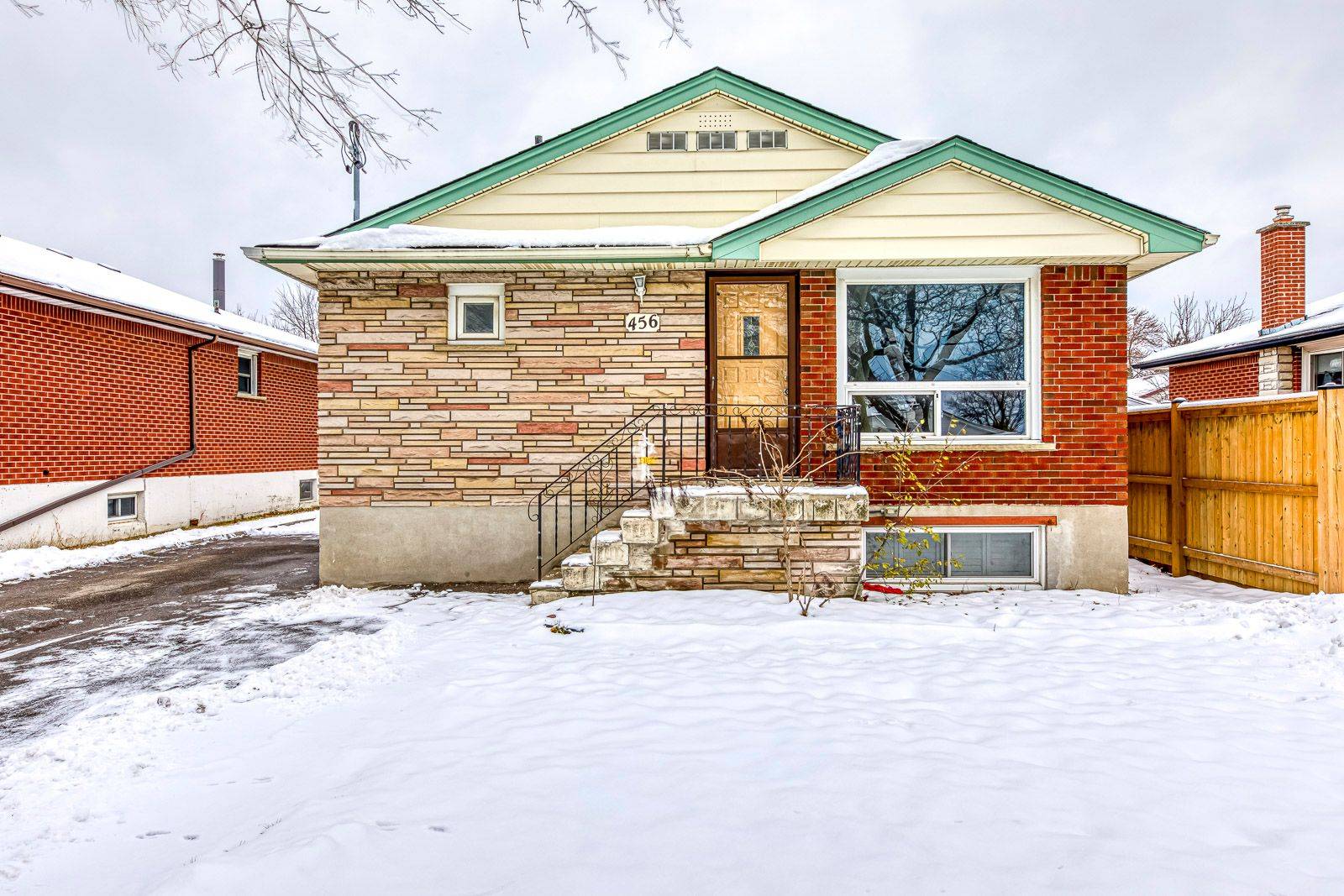 Hamilton, ON L4A 3A6,456 East 13th ST #Main