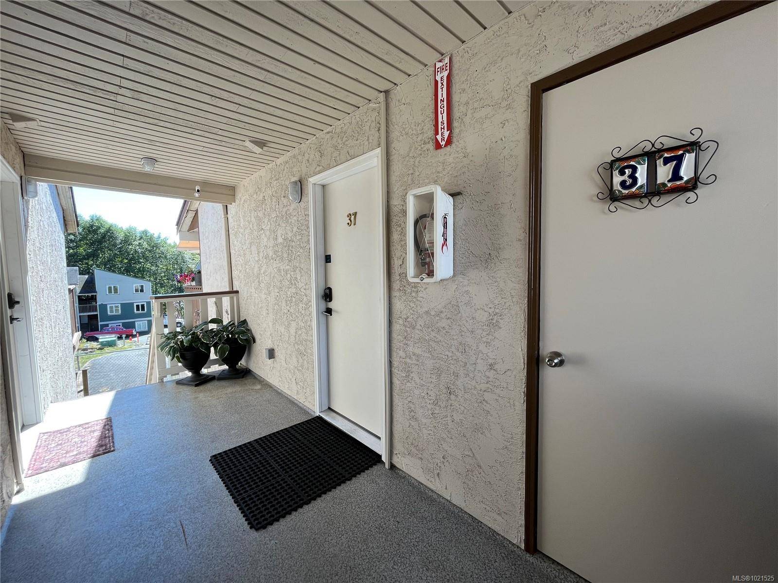 Port Hardy, BC V0N 2P0,7077 Highland Dr #37