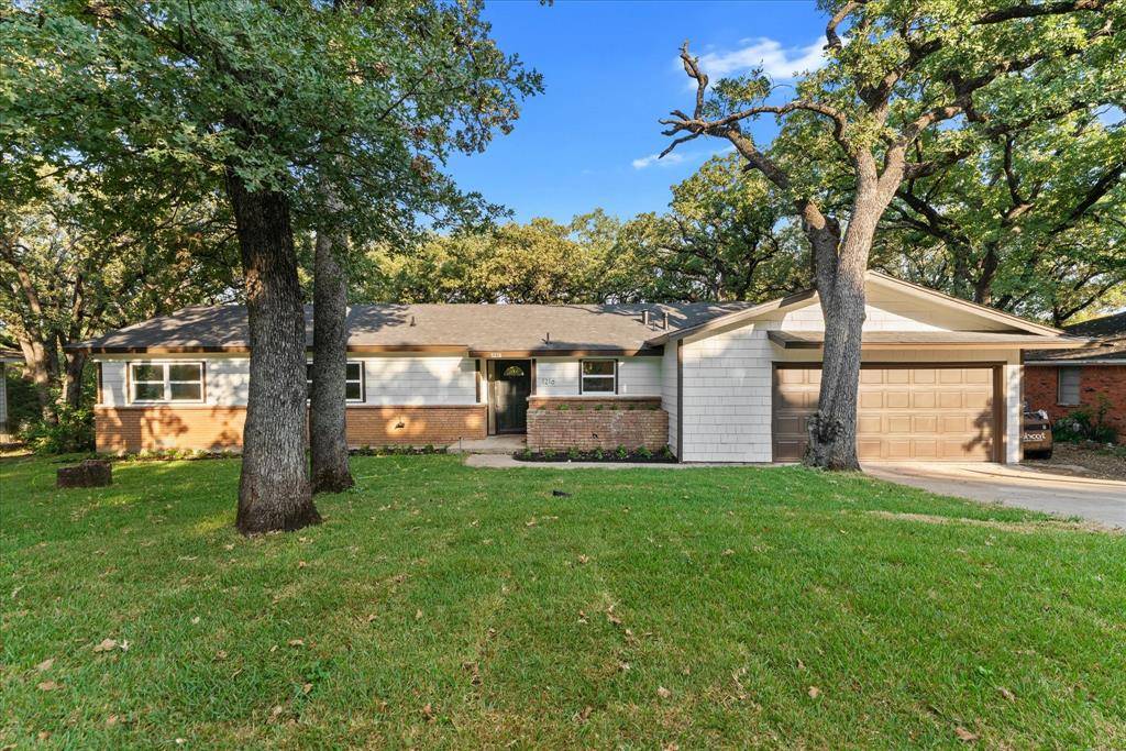 Arlington, TX 76013,1216 Briarwood Boulevard