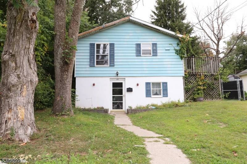 Newton Town, NJ 07860,82 Merriam Ave