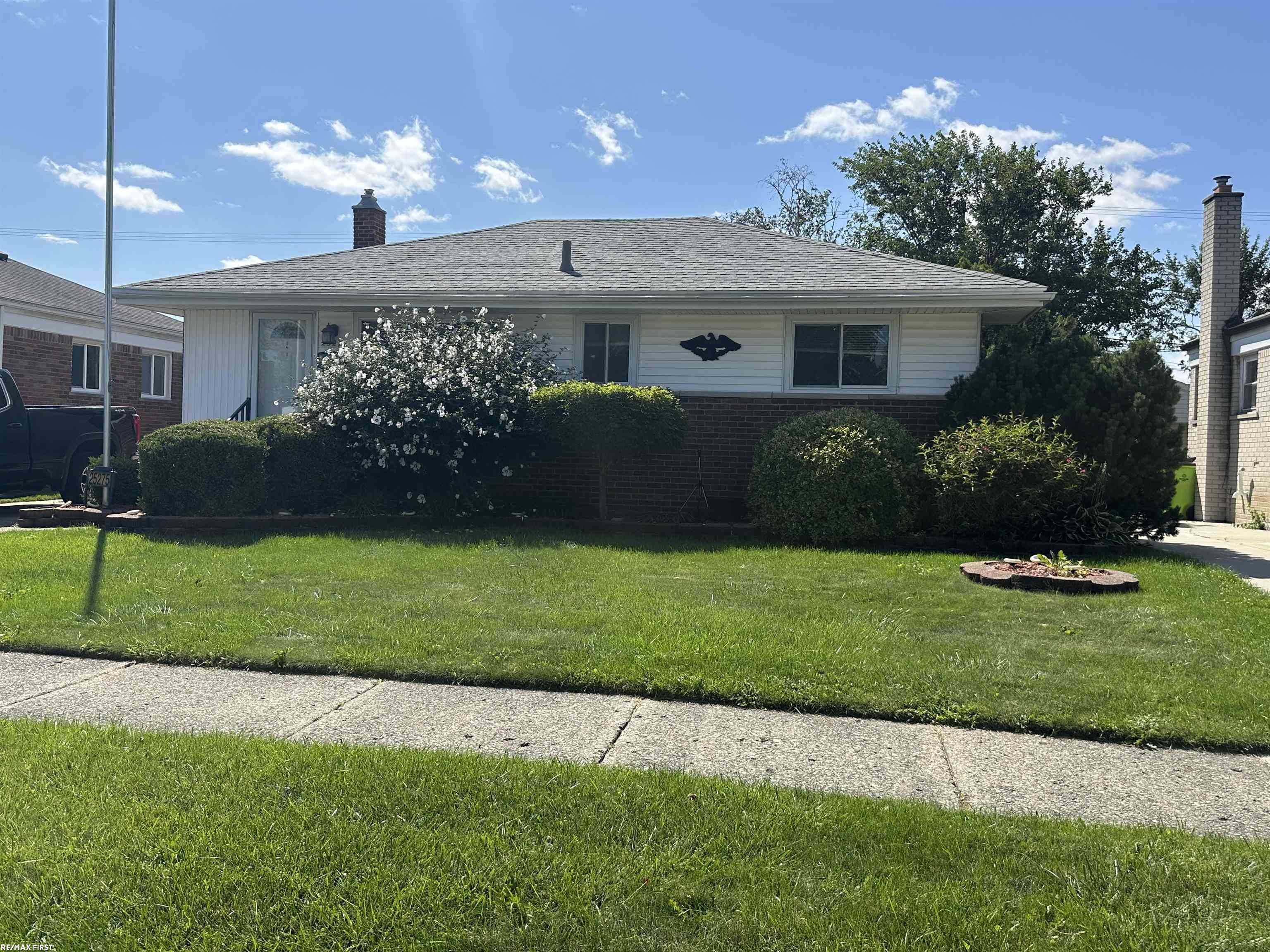 Roseville, MI 48066,25275 Barbara