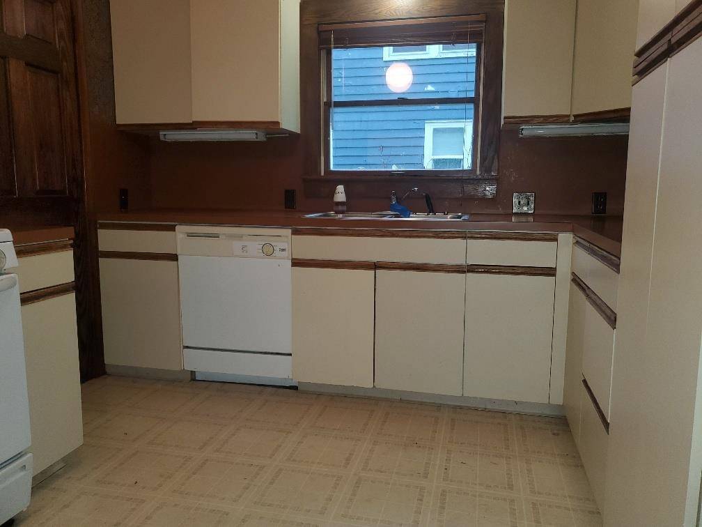 Mount Pleasant, MI 48858,706 S Arnold