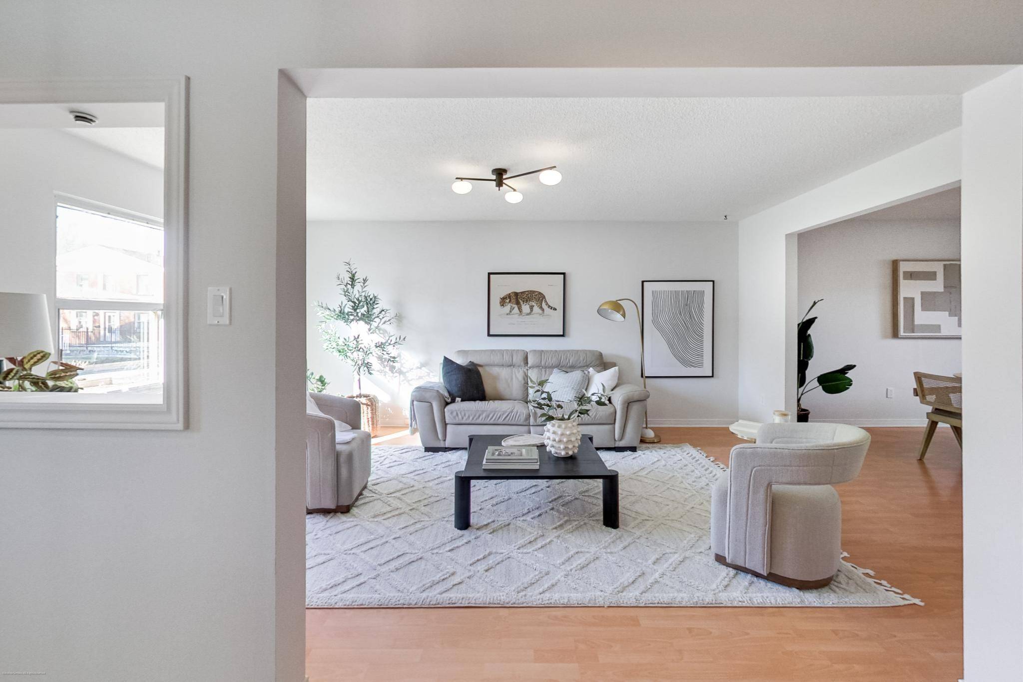 Toronto E07, ON M1V 1B7,20 Brimwood BLVD #27