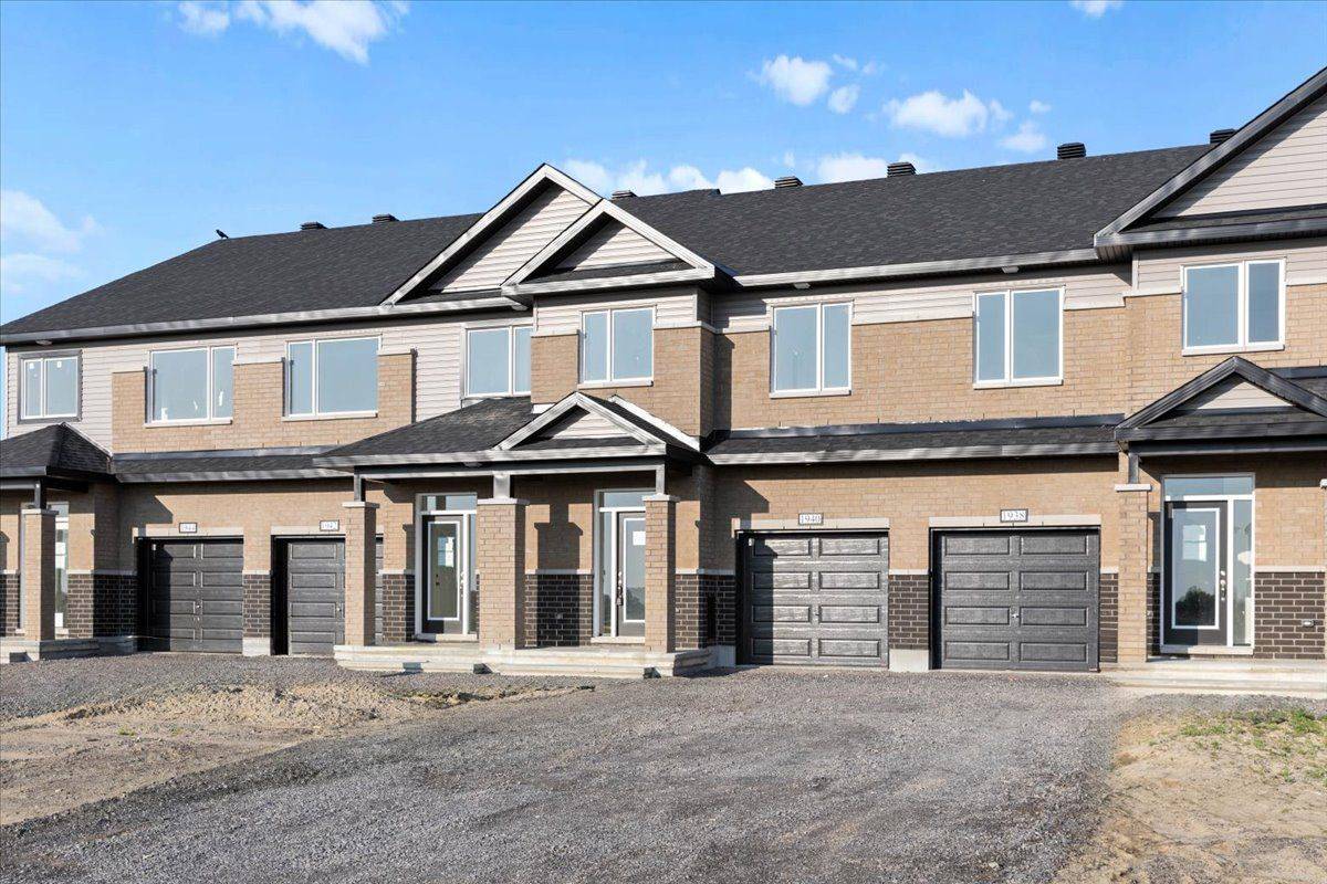 Carp - Huntley Ward, ON K0A 1L0,1940 HAWKER Private