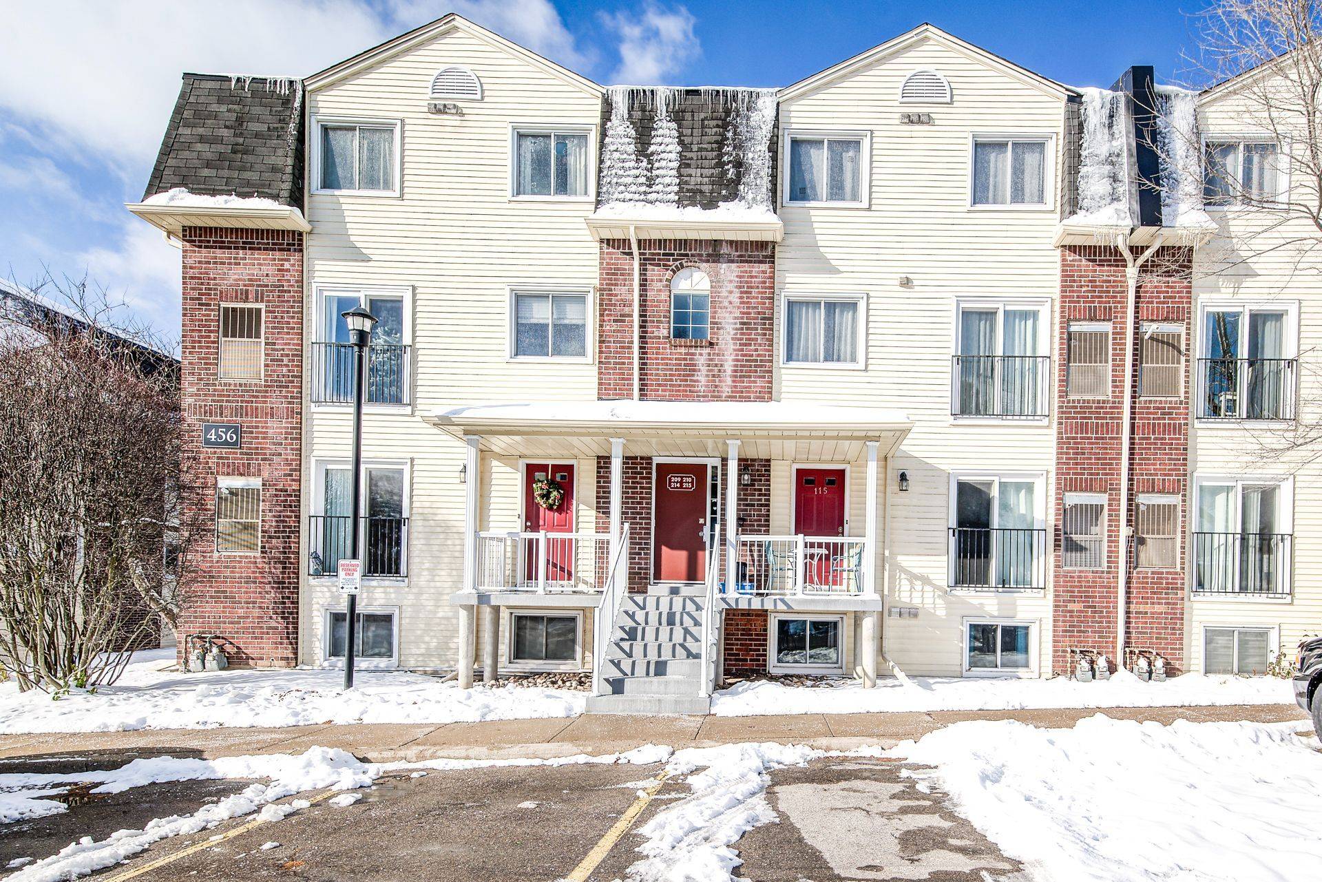 Guelph, ON N1G 4R8,456 Janefield AVE #115