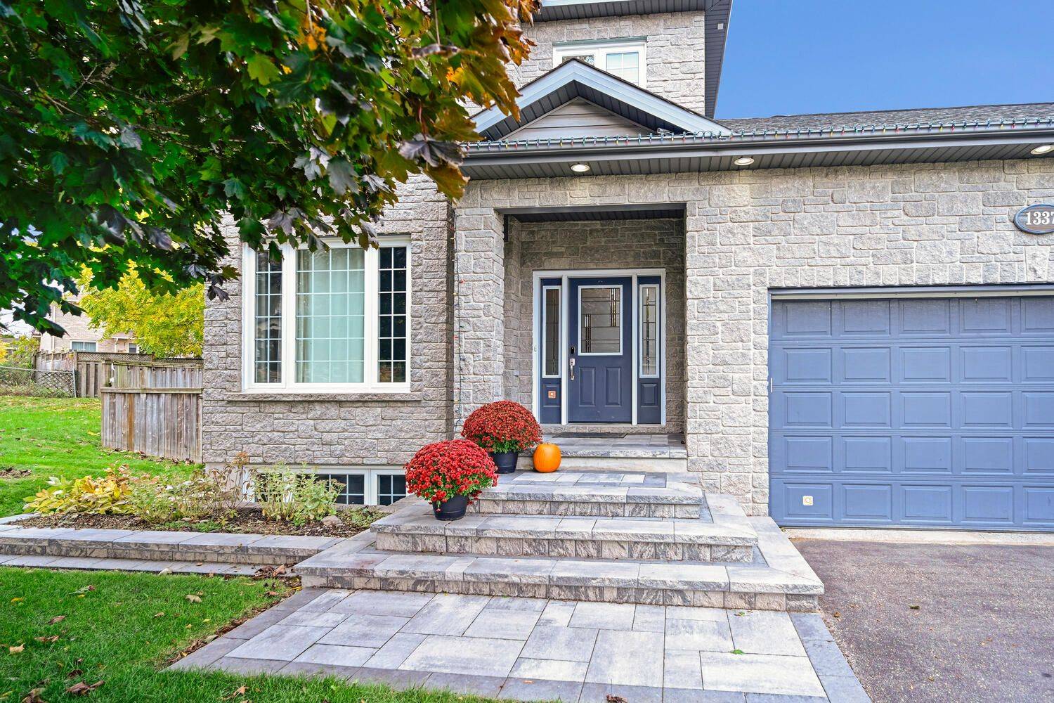 Brockville, ON K6V 6Y2,1337 Cuthbertson AVE