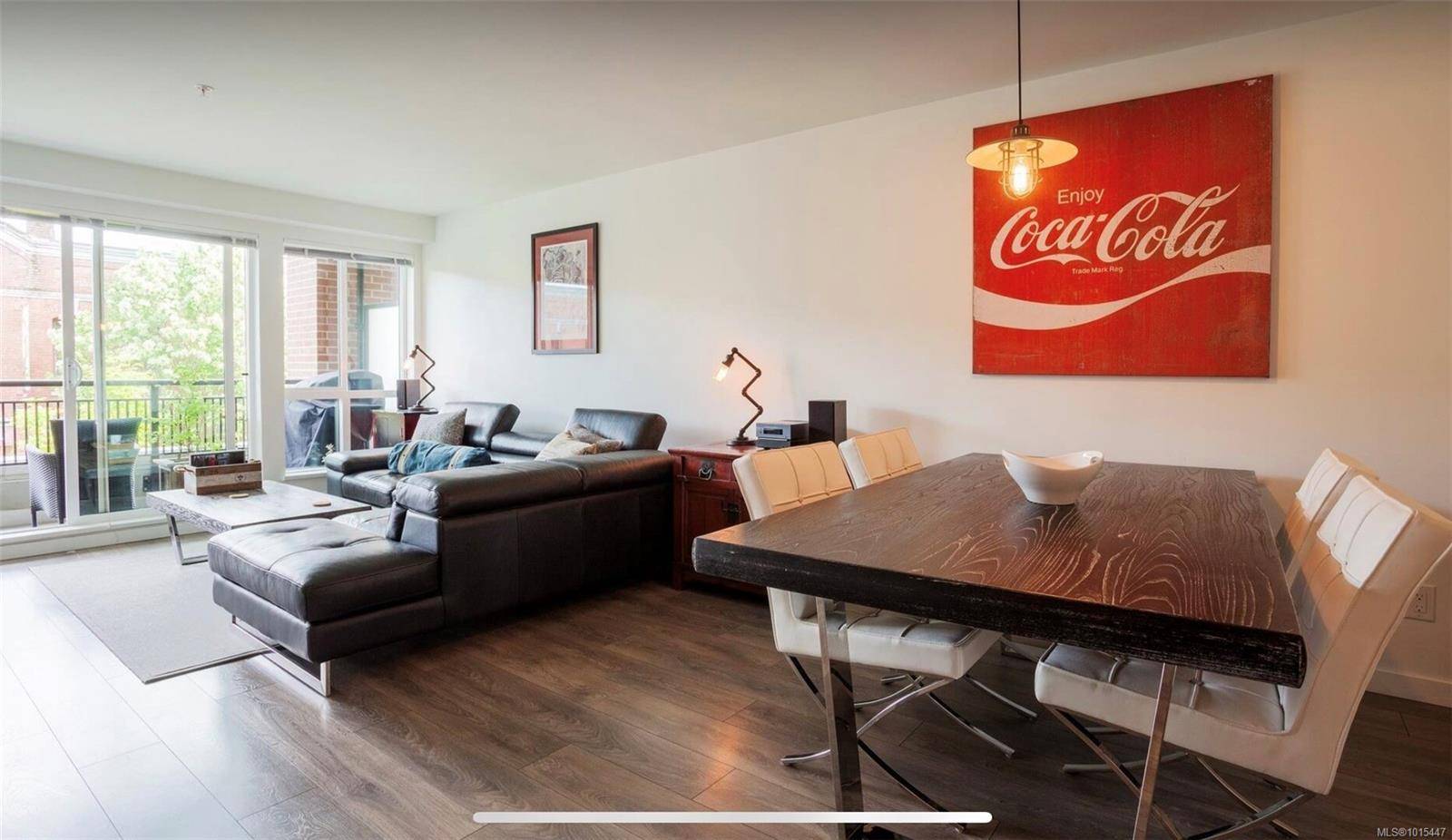 Victoria, BC V8W 0C6,528 Pandora Ave #212