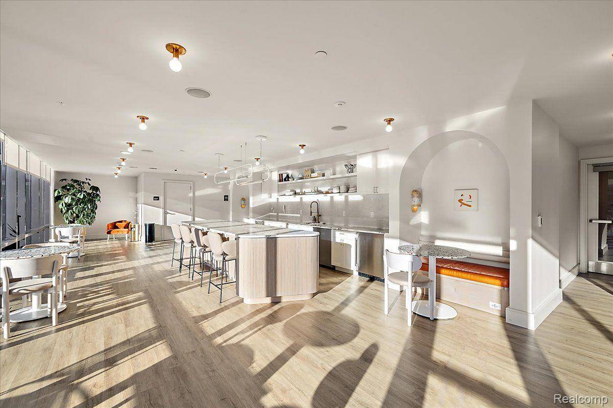 Detroit, MI 48226,330 Gratiot AVE #1603