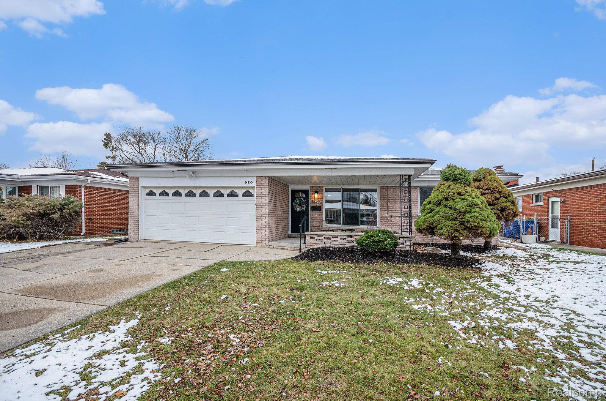 Warren, MI 48088,14455 Fina DR