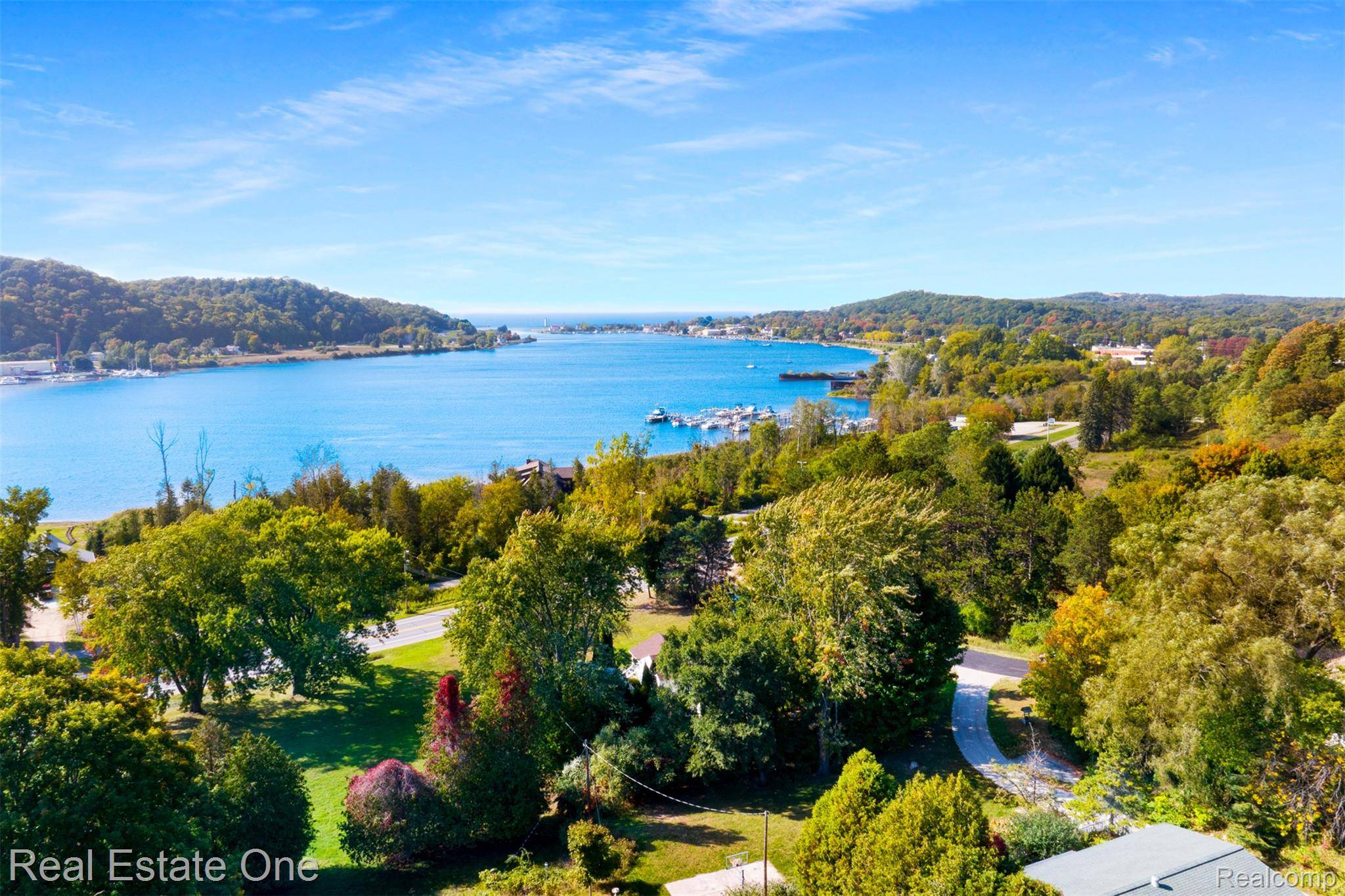 Frankfort, MI 49635,457 Lake ST