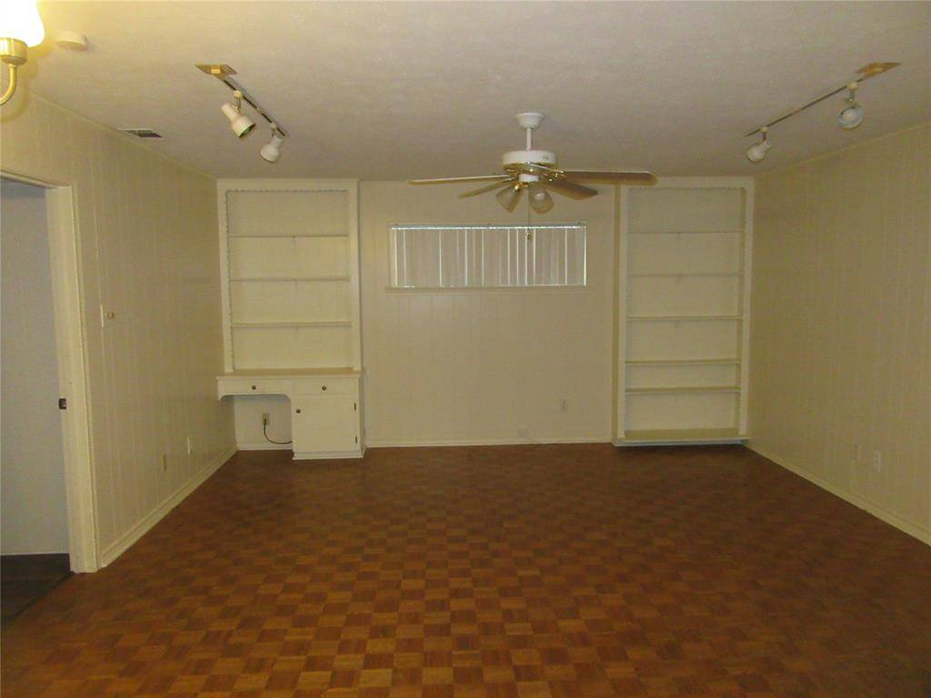 Dallas, TX 75225,6639 Del Norte Lane